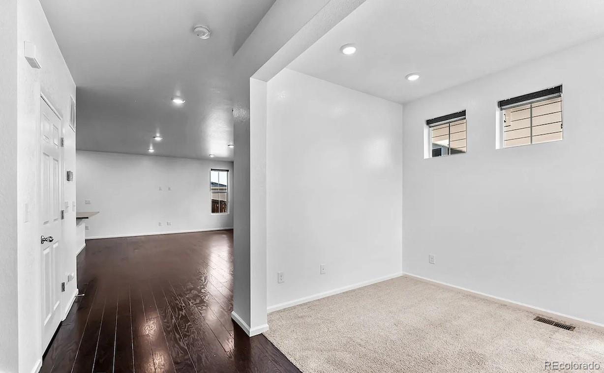 17532 Bluetrail Avenue