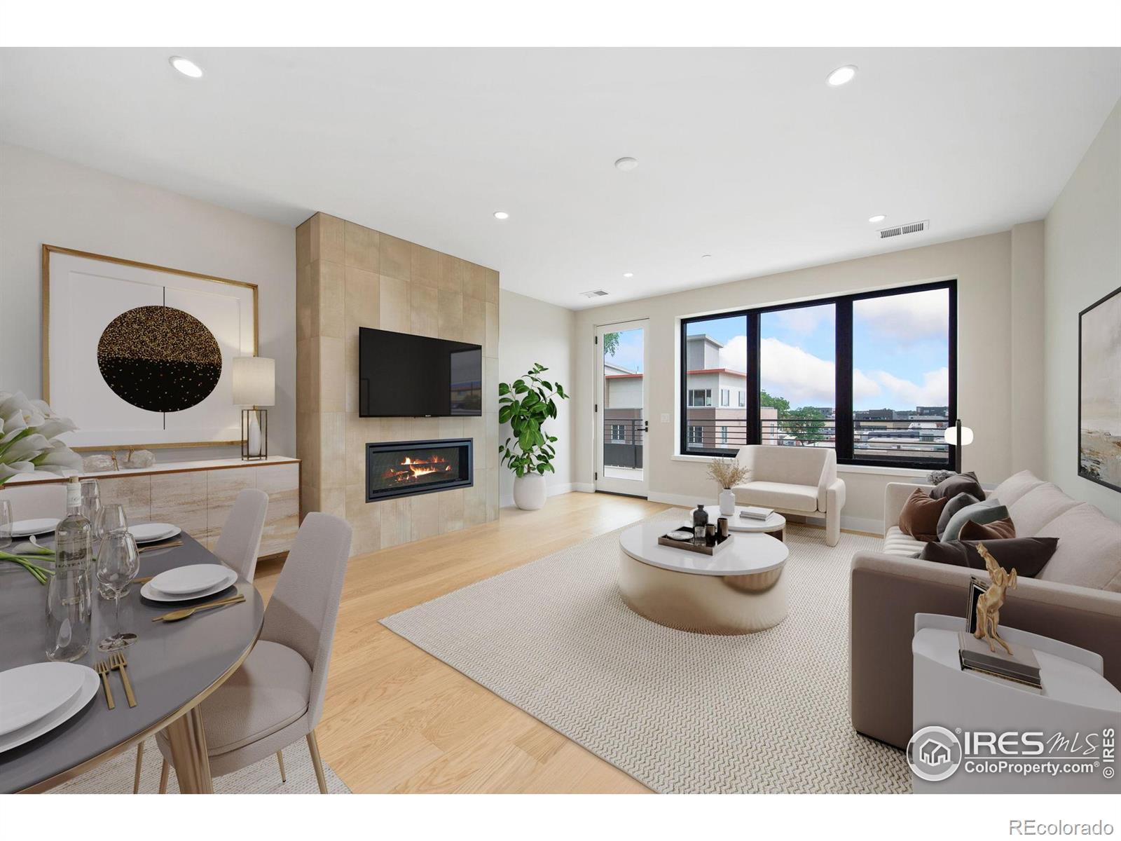 205 E 6th Street 400