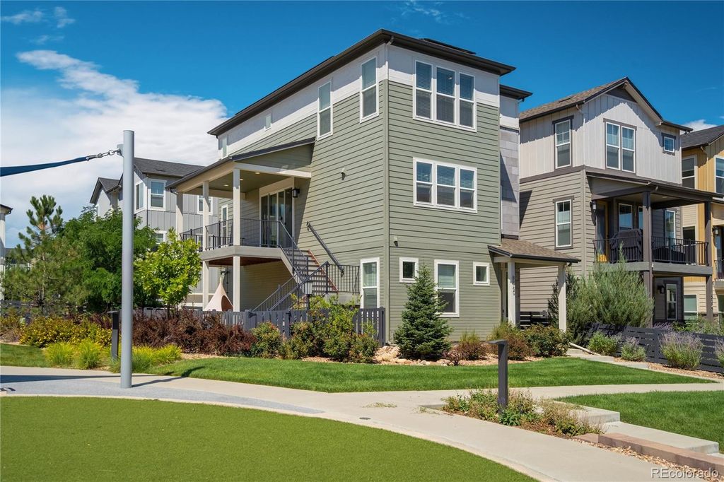 Photo of 8960 Delacorte Street, Highlands Ranch, CO 80129 (MLS # 8356739)
