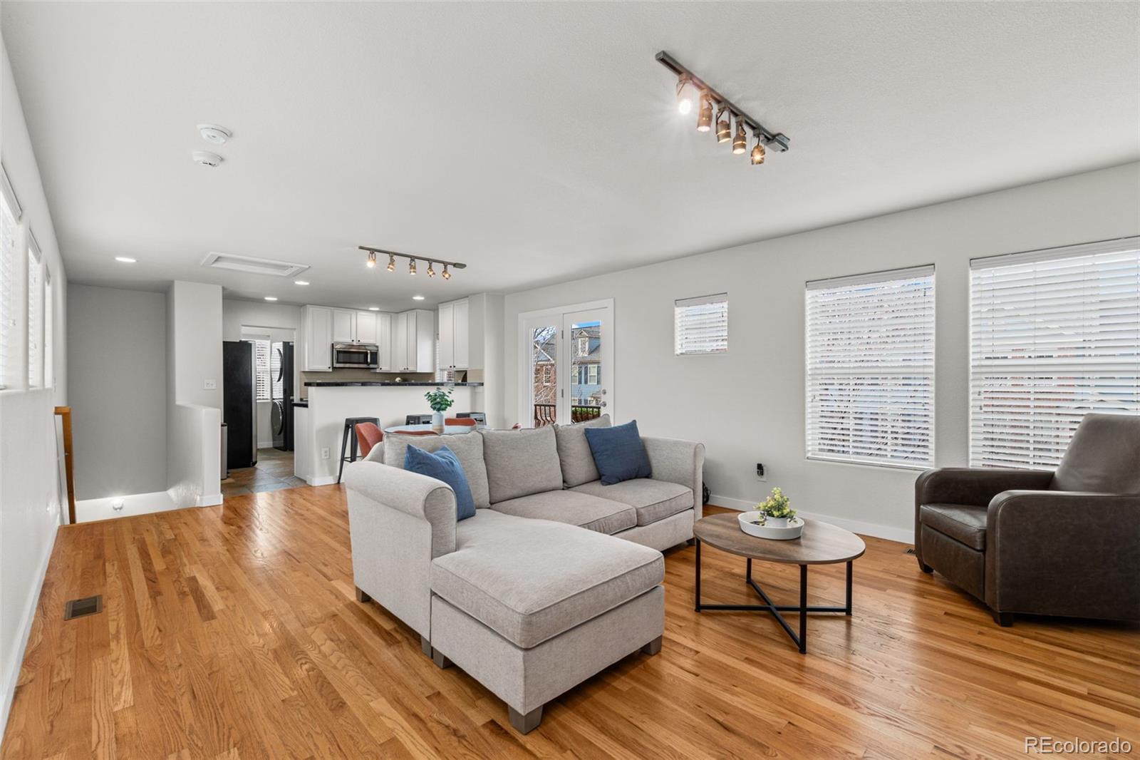 2270 Valentia Street