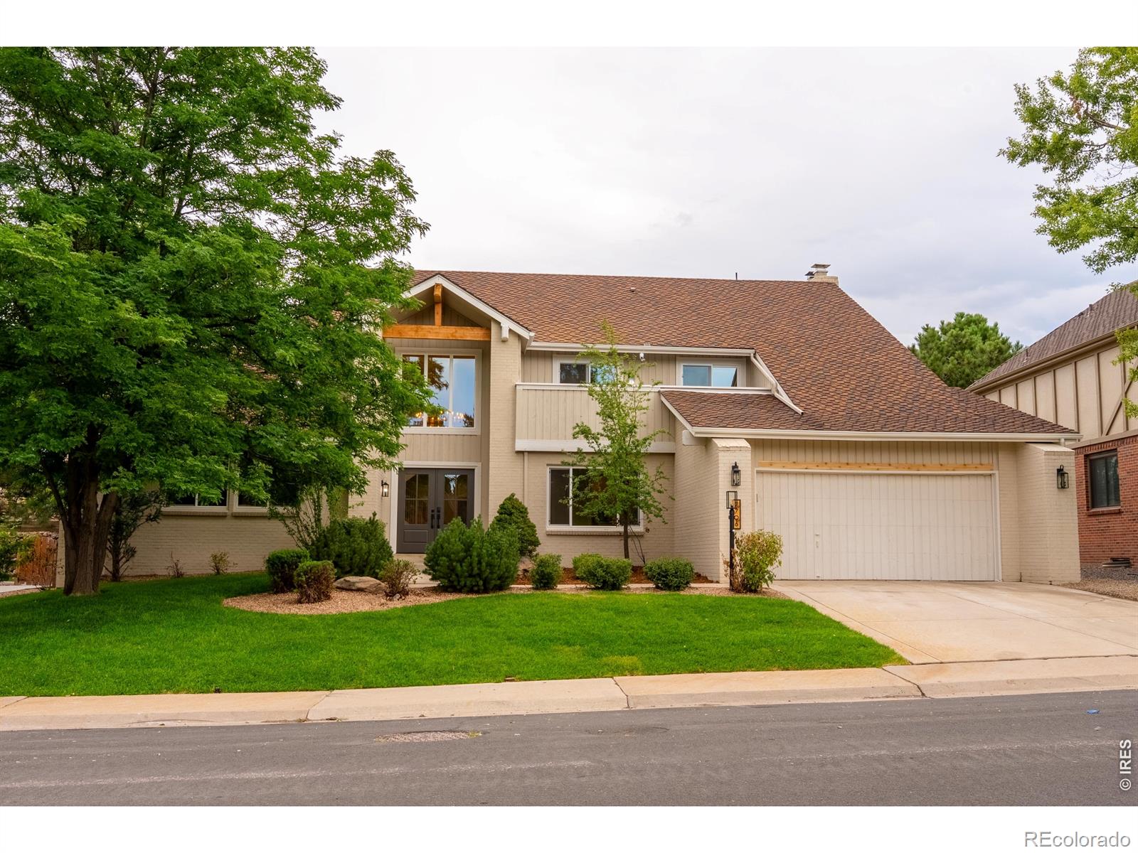 7706 S Madison Circle