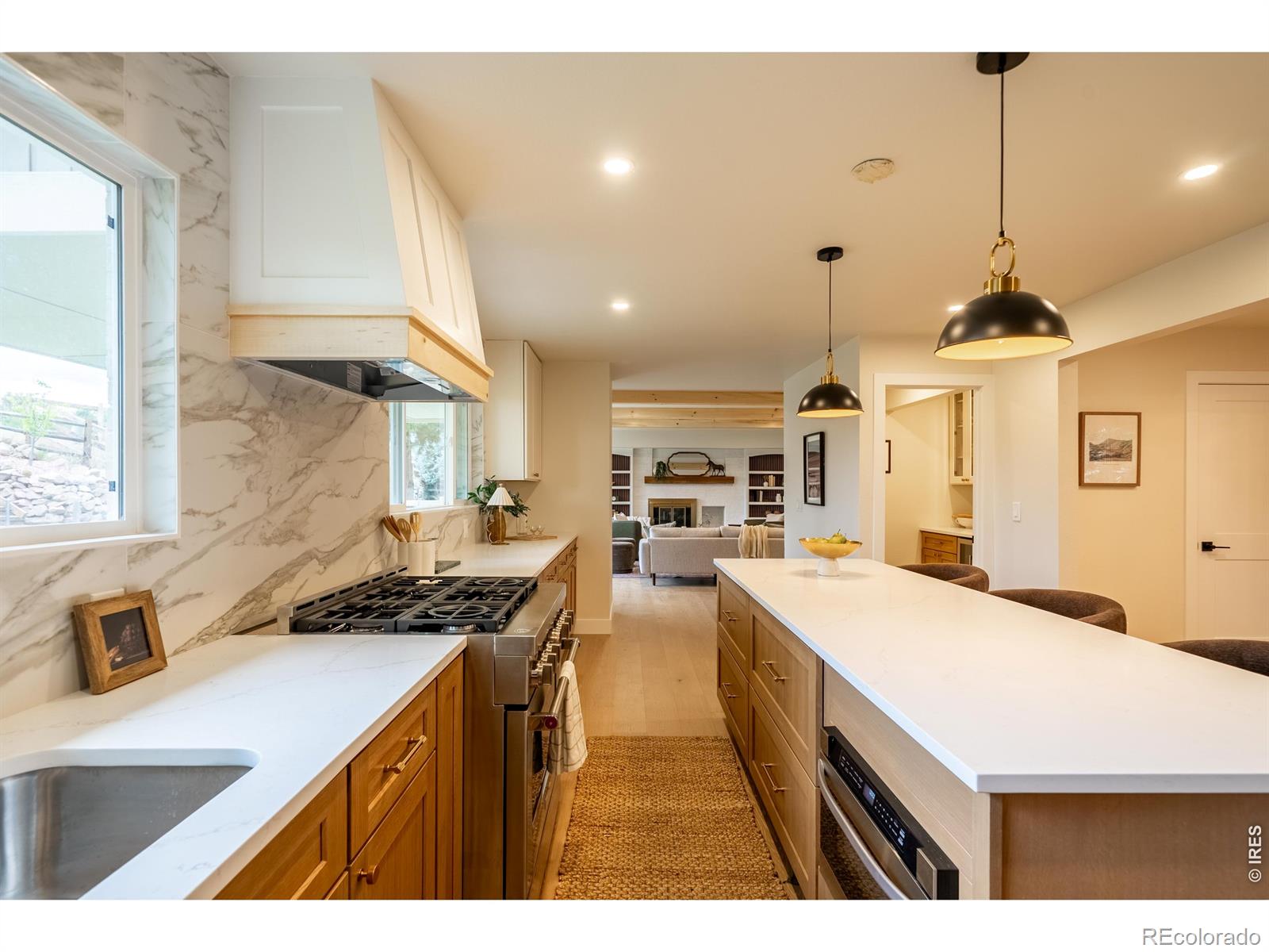 7706 S Madison Circle