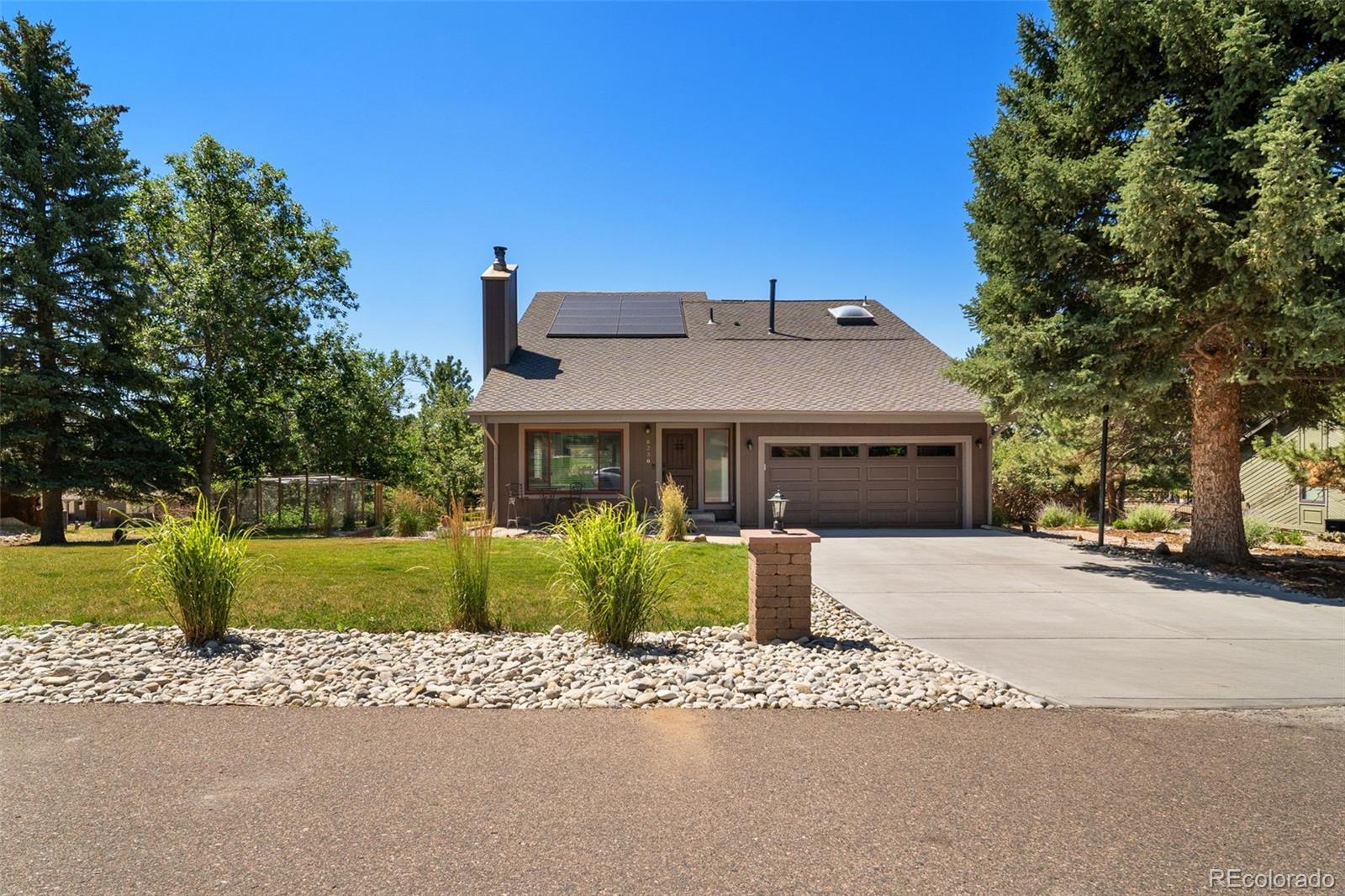 8238 Lakeshore Drive