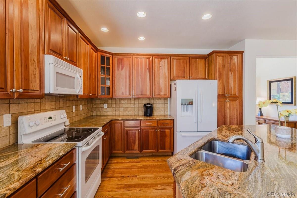 14774 Eagle River Loop