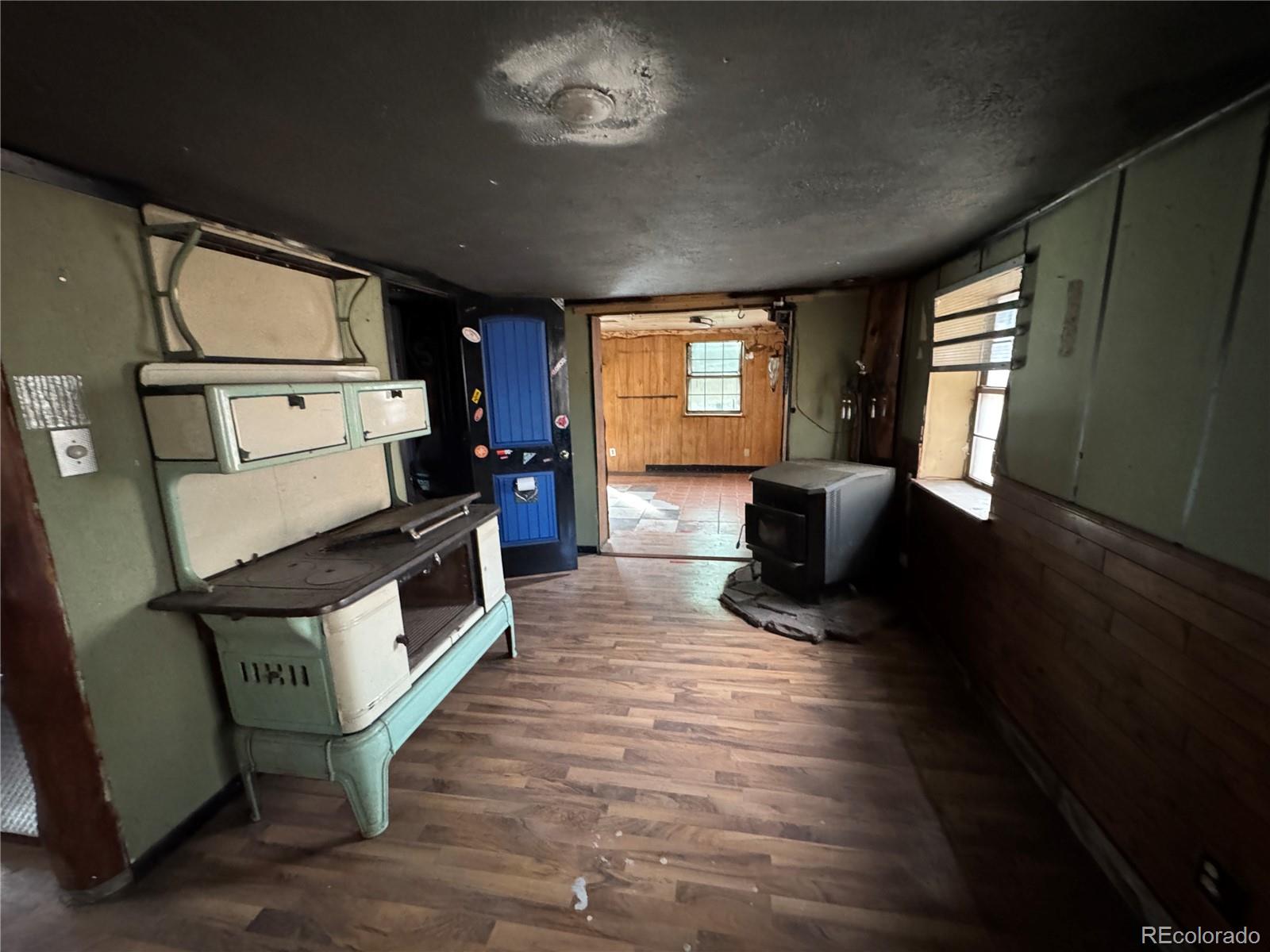 34697 Silver Springs Boulevard