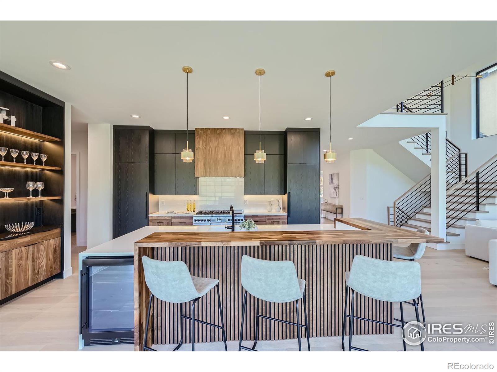 923 Saint Andrews Lane
