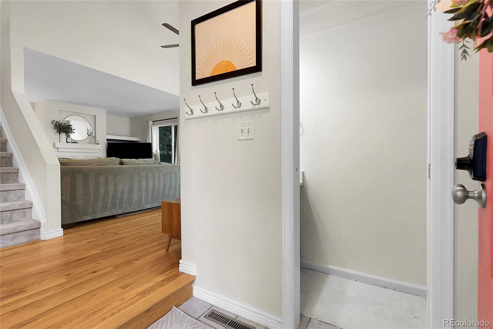 2663 S Deframe Circle