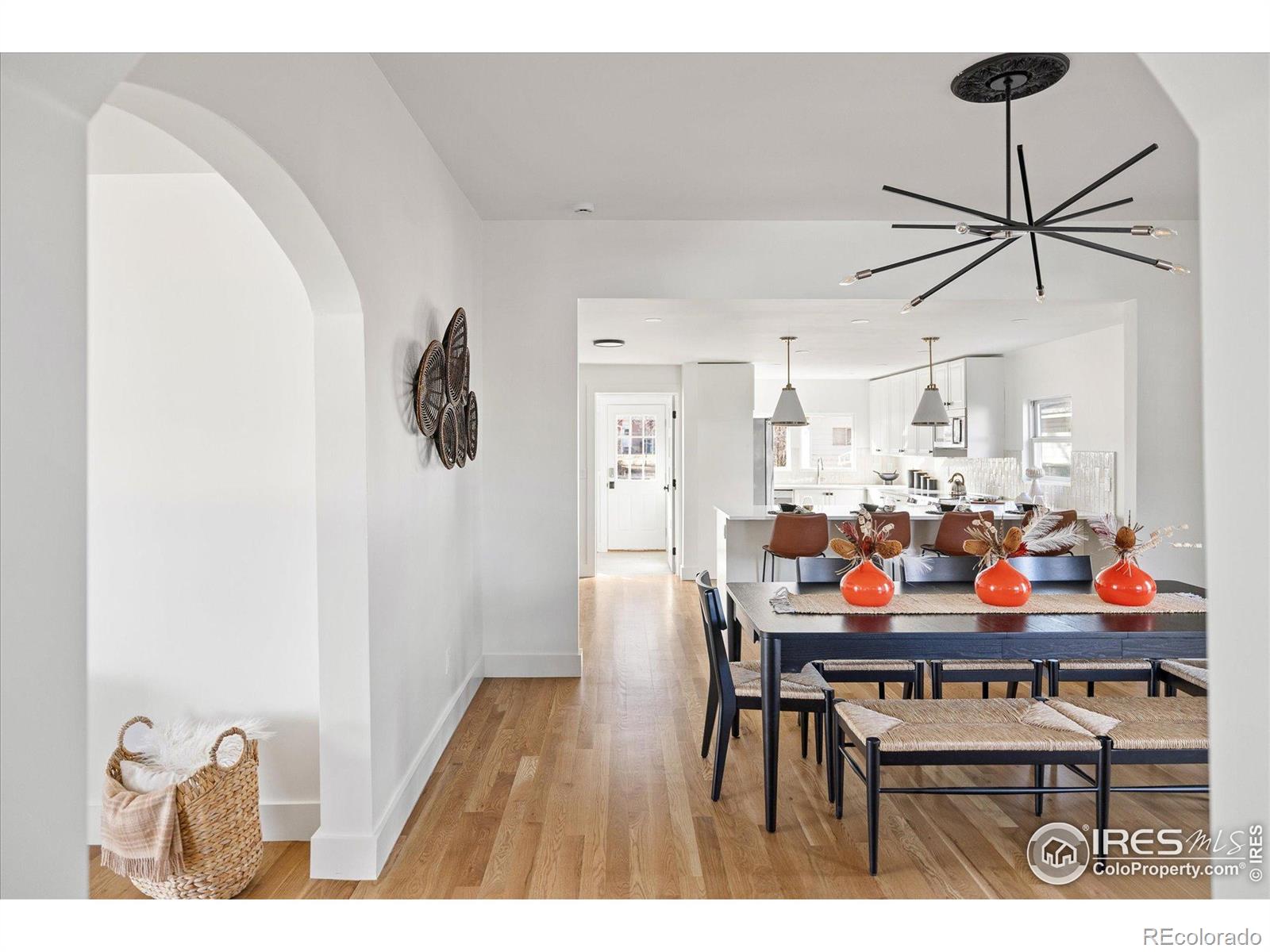 509 S Roosevelt Avenue