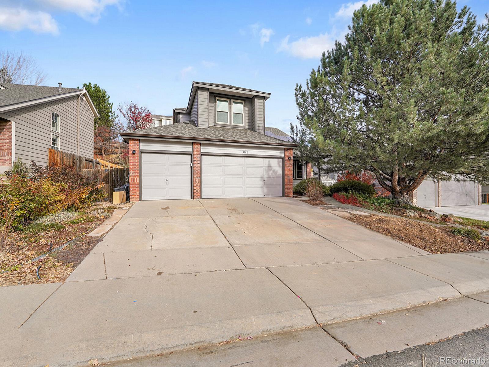 5766 S Truckee Court