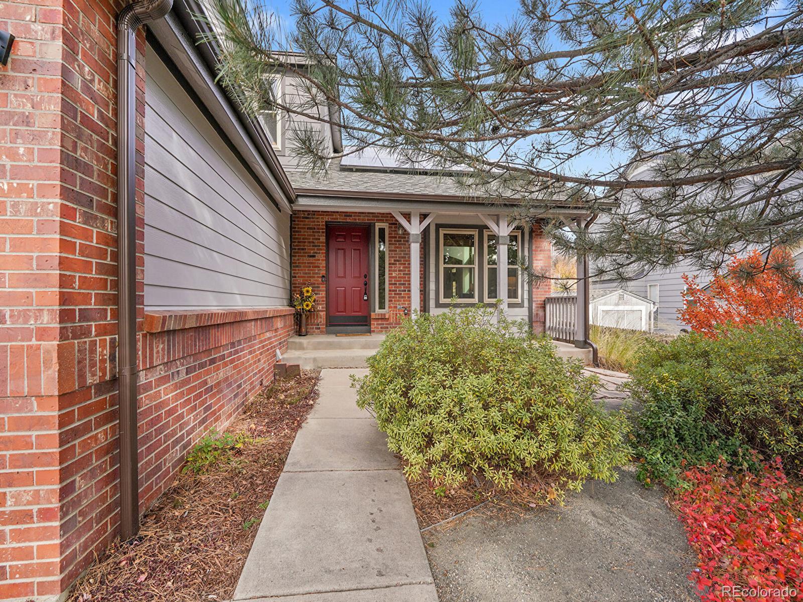 5766 S Truckee Court