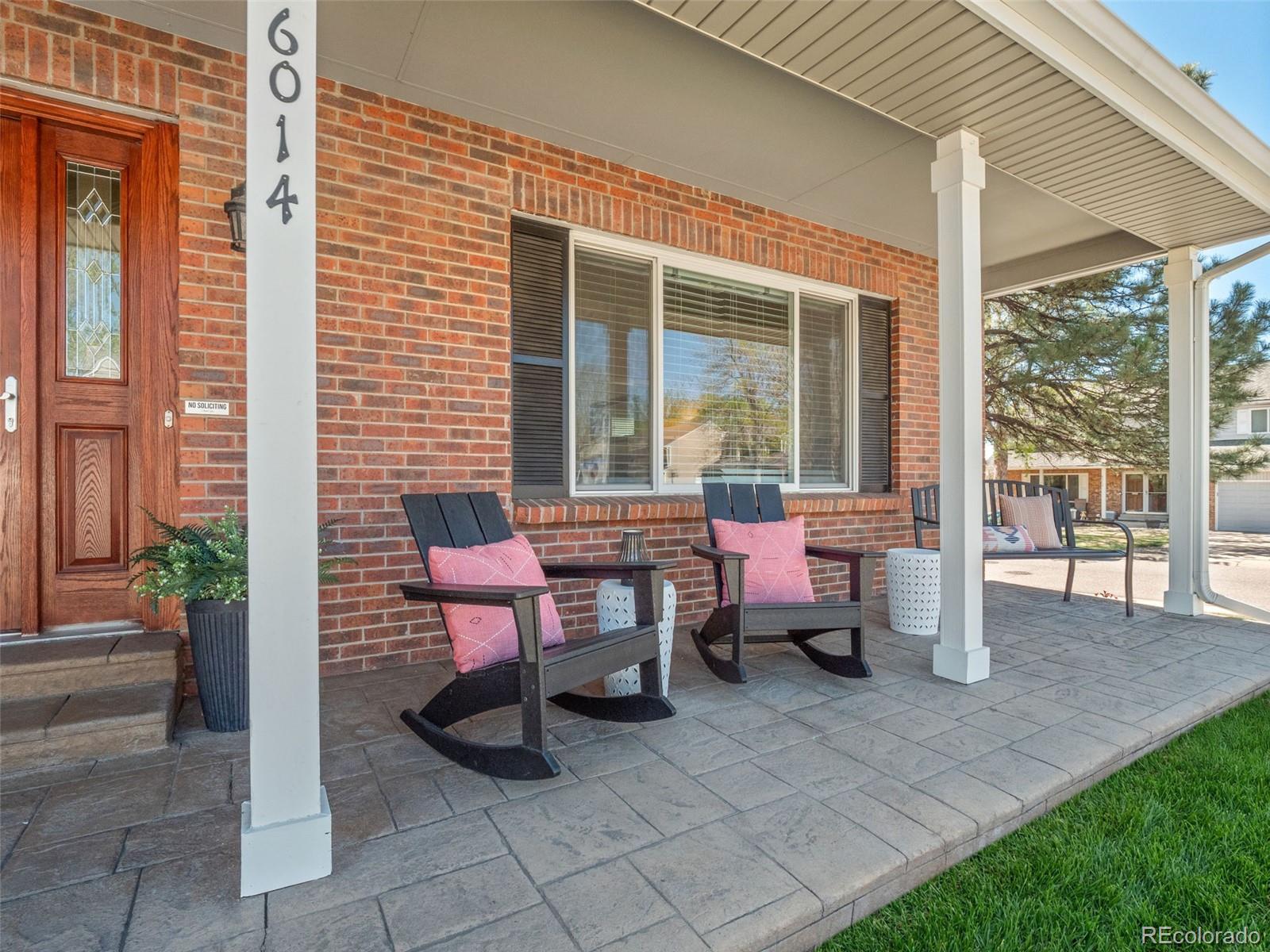 6014 E Euclid Avenue