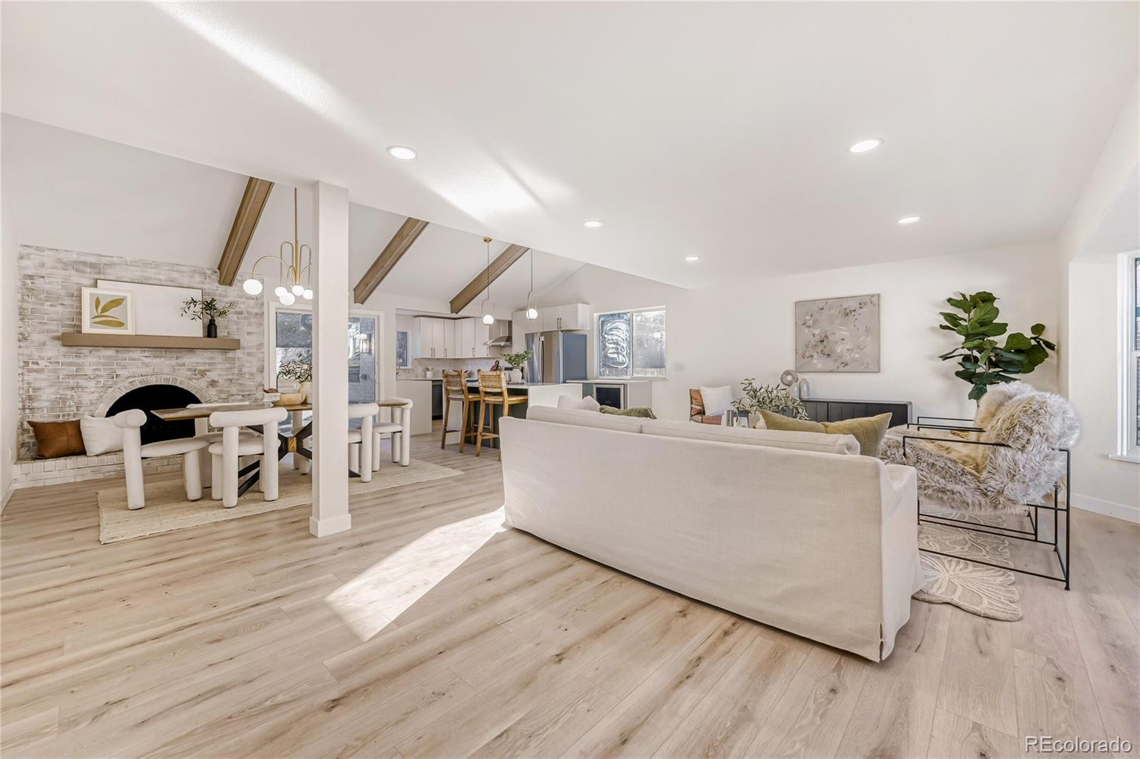 7172 E Jewell Avenue