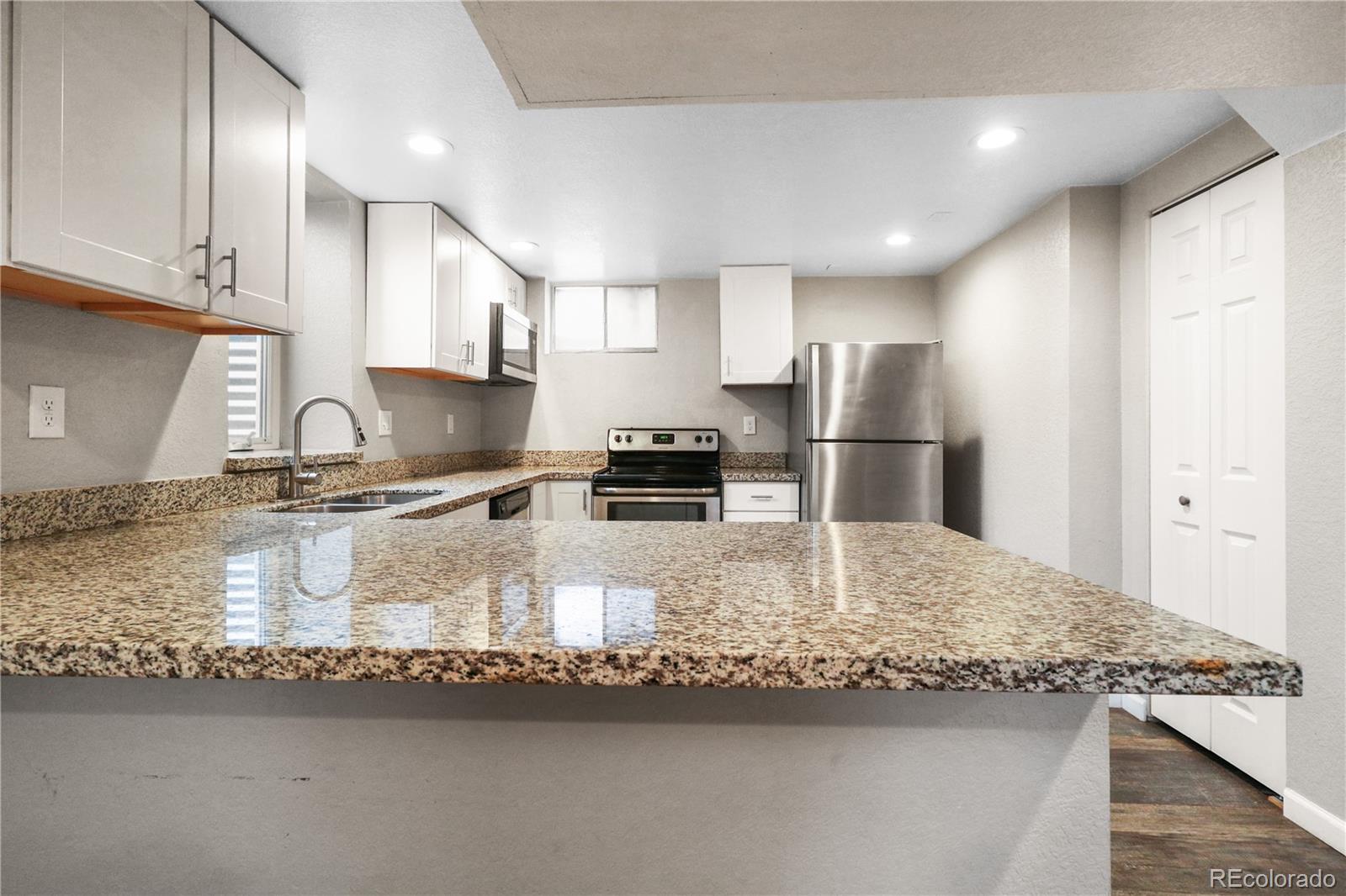 1161-1165 Dayton Street