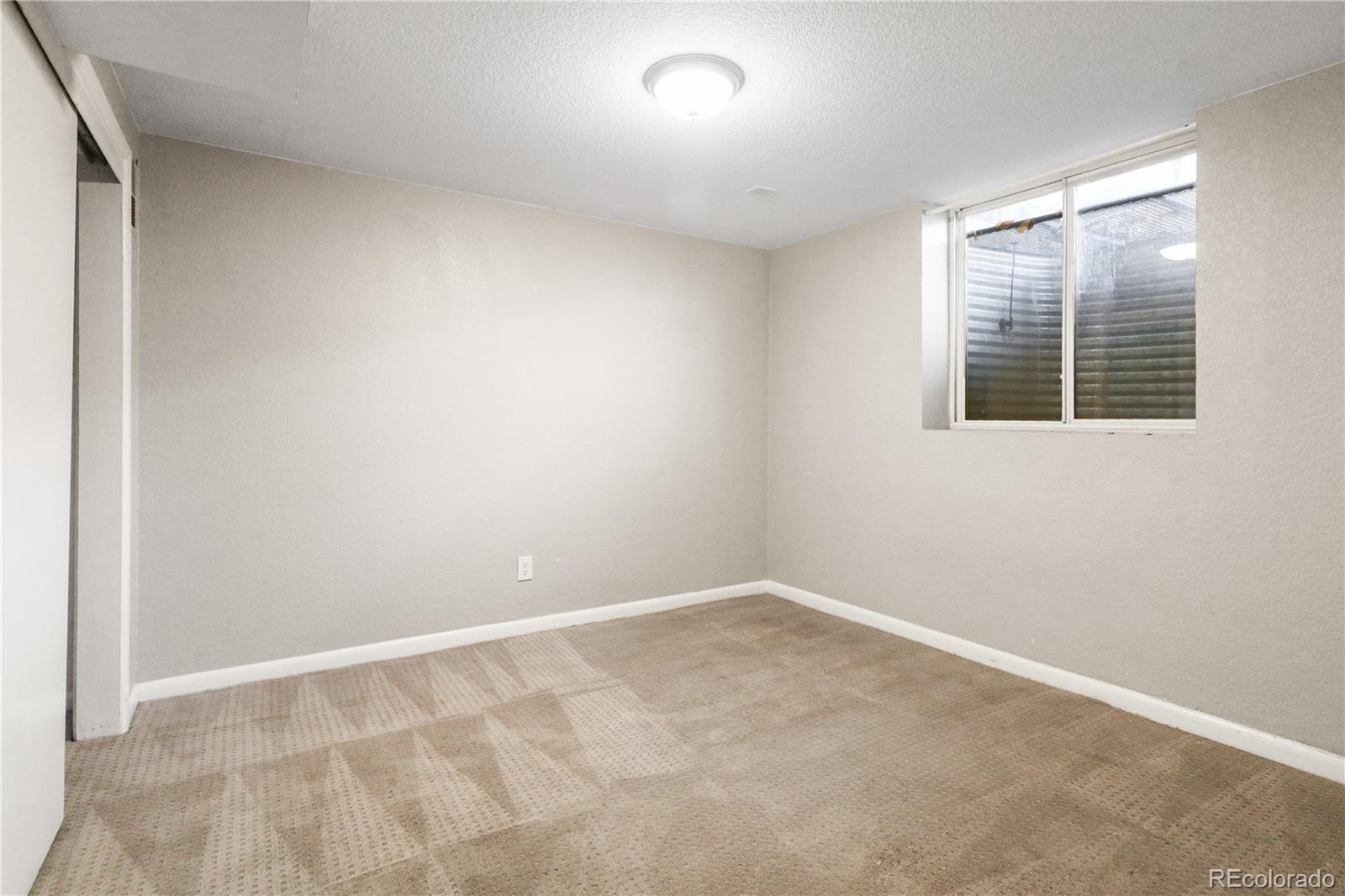 1161-1165 Dayton Street