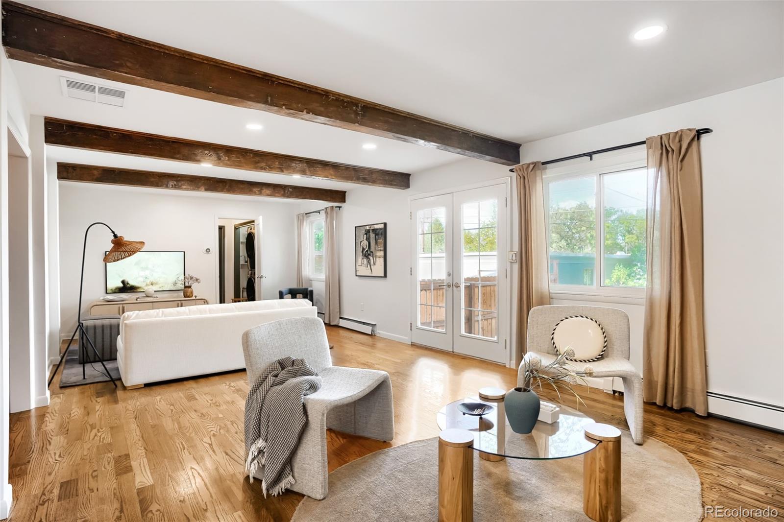 2098 Marshall Street