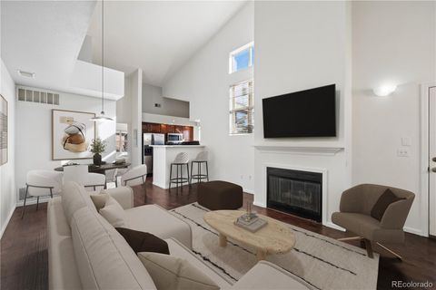 Photo of 2521 S Bahama Circle #F, Aurora, CO 80013 (MLS # 9217681)