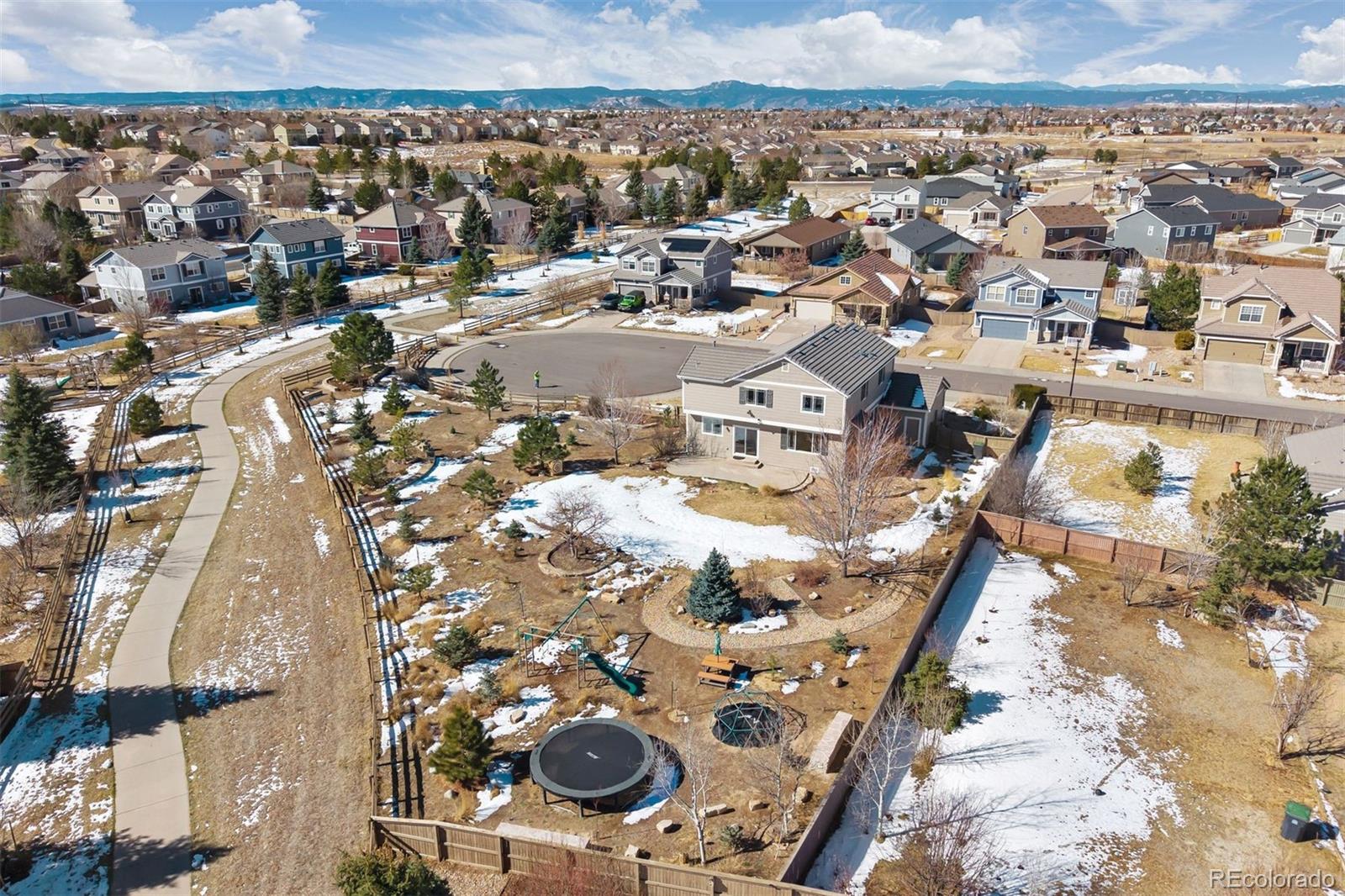 410 Ellendale Street