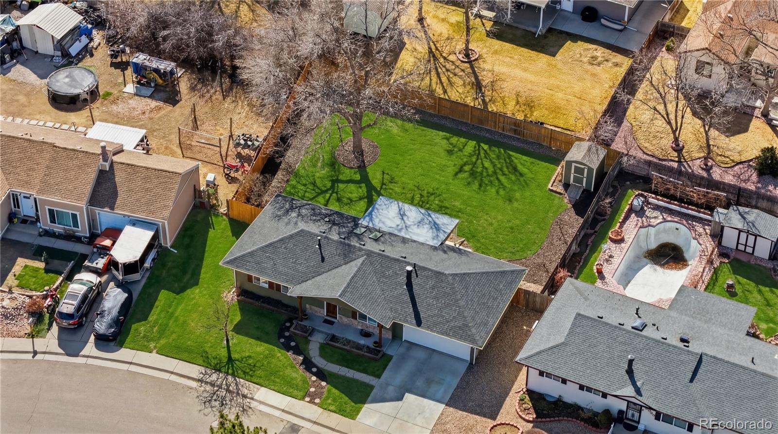 5075 E Weaver Avenue