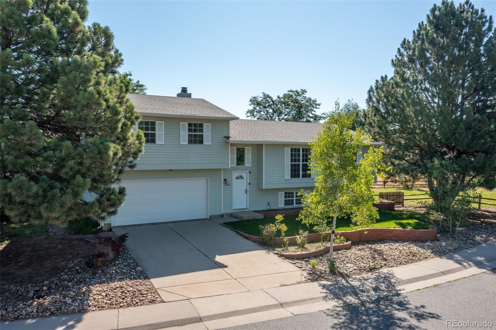 1305 Inverness Drive