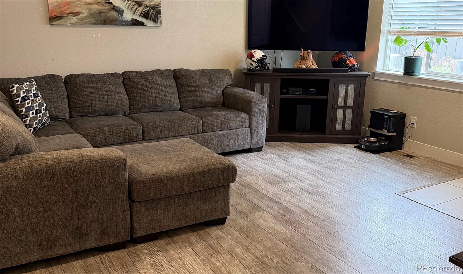 4155 Crittenton Lane 6