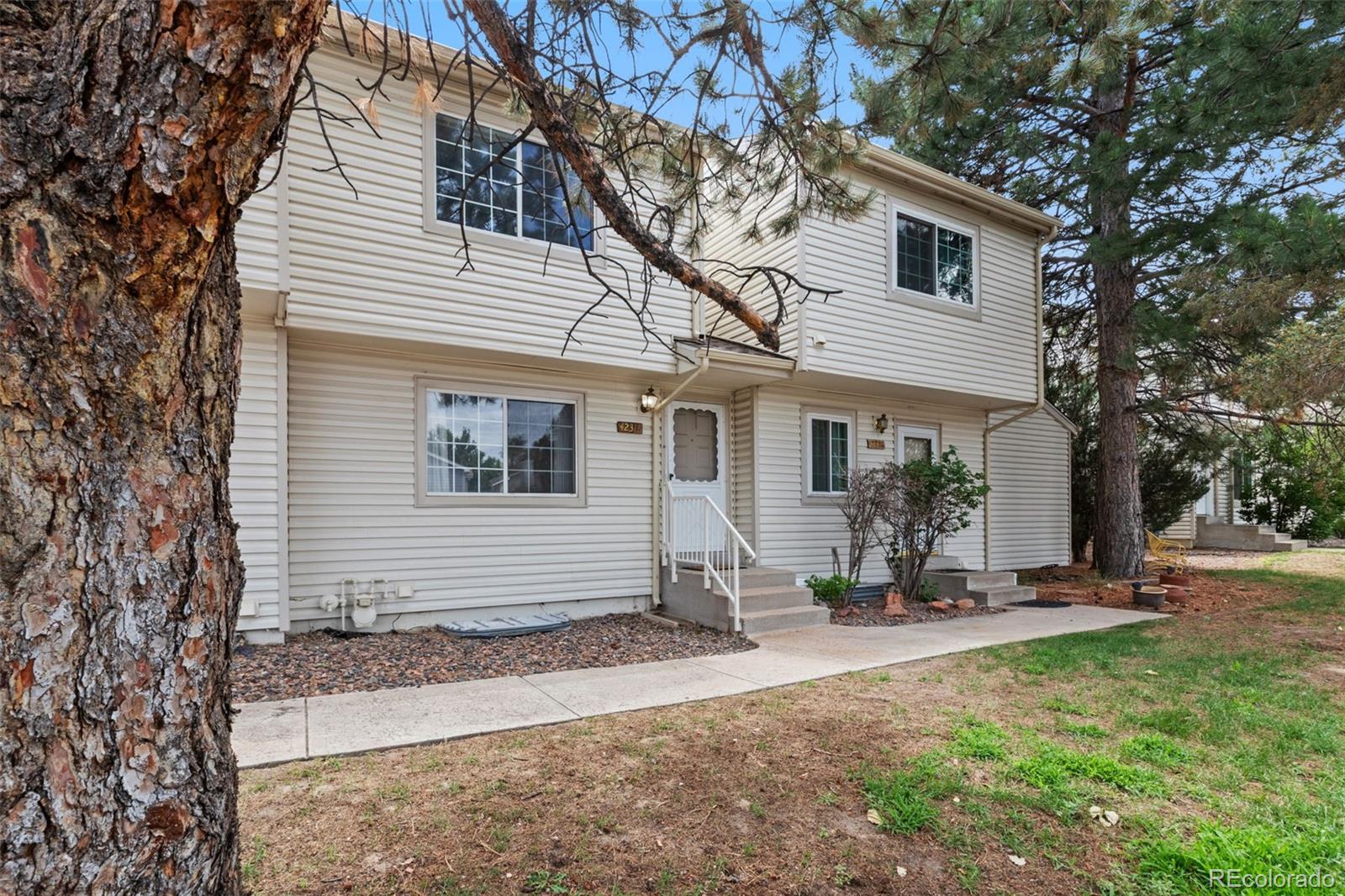 4231 S Mobile Circle B