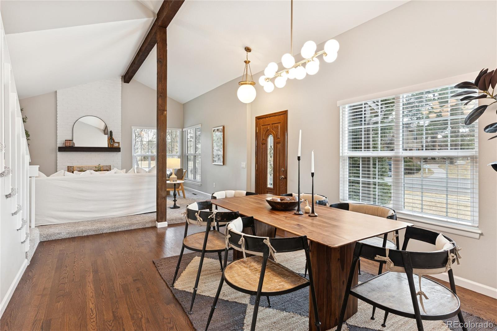 8047 E Phillips Circle