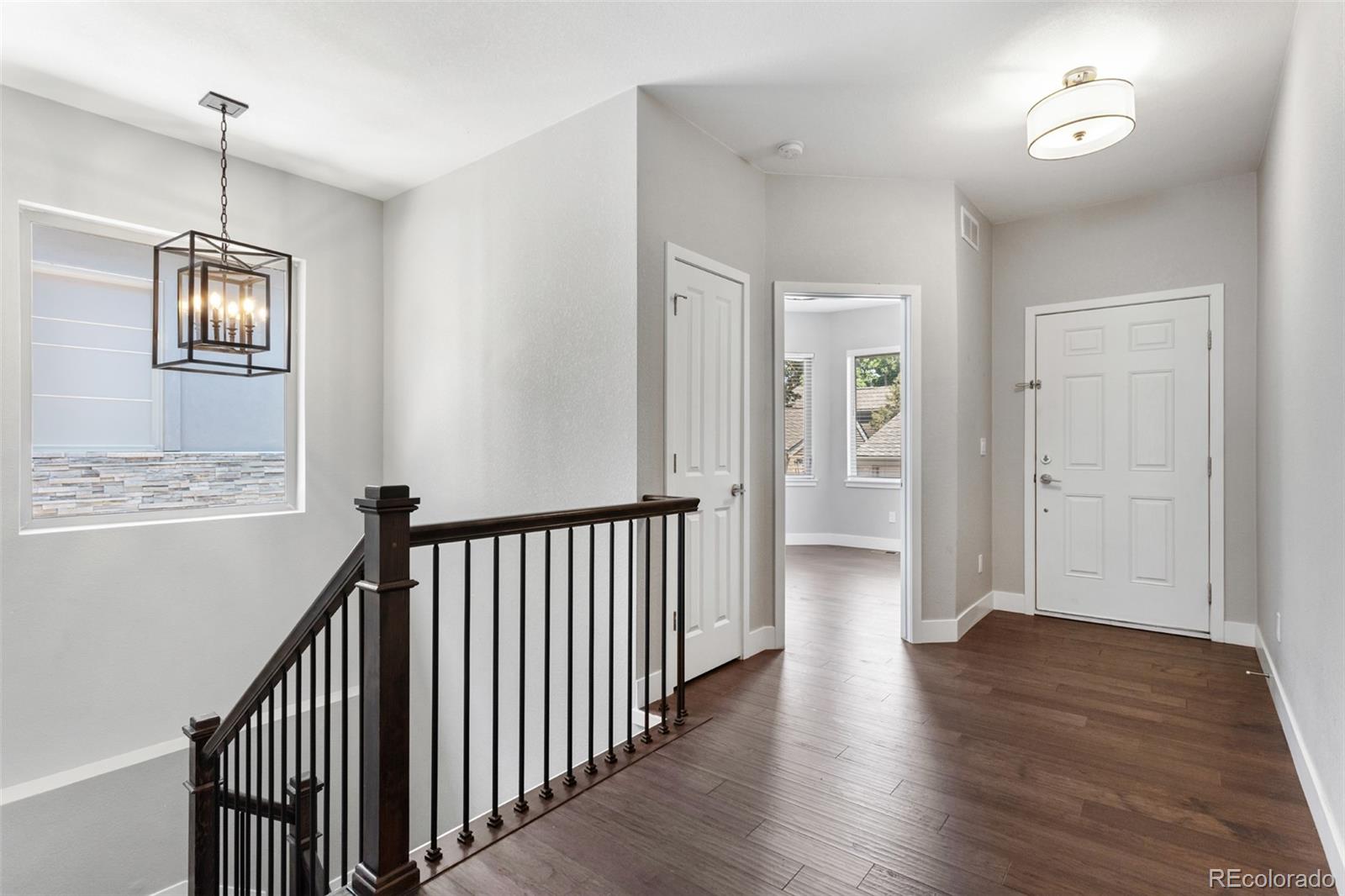 6835 Surrey Trail