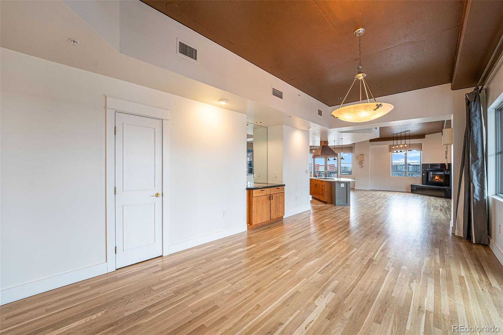1735 19th Street 5D