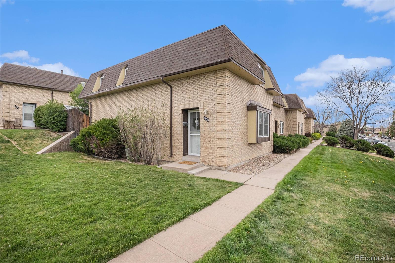 5573 S Lowell Boulevard