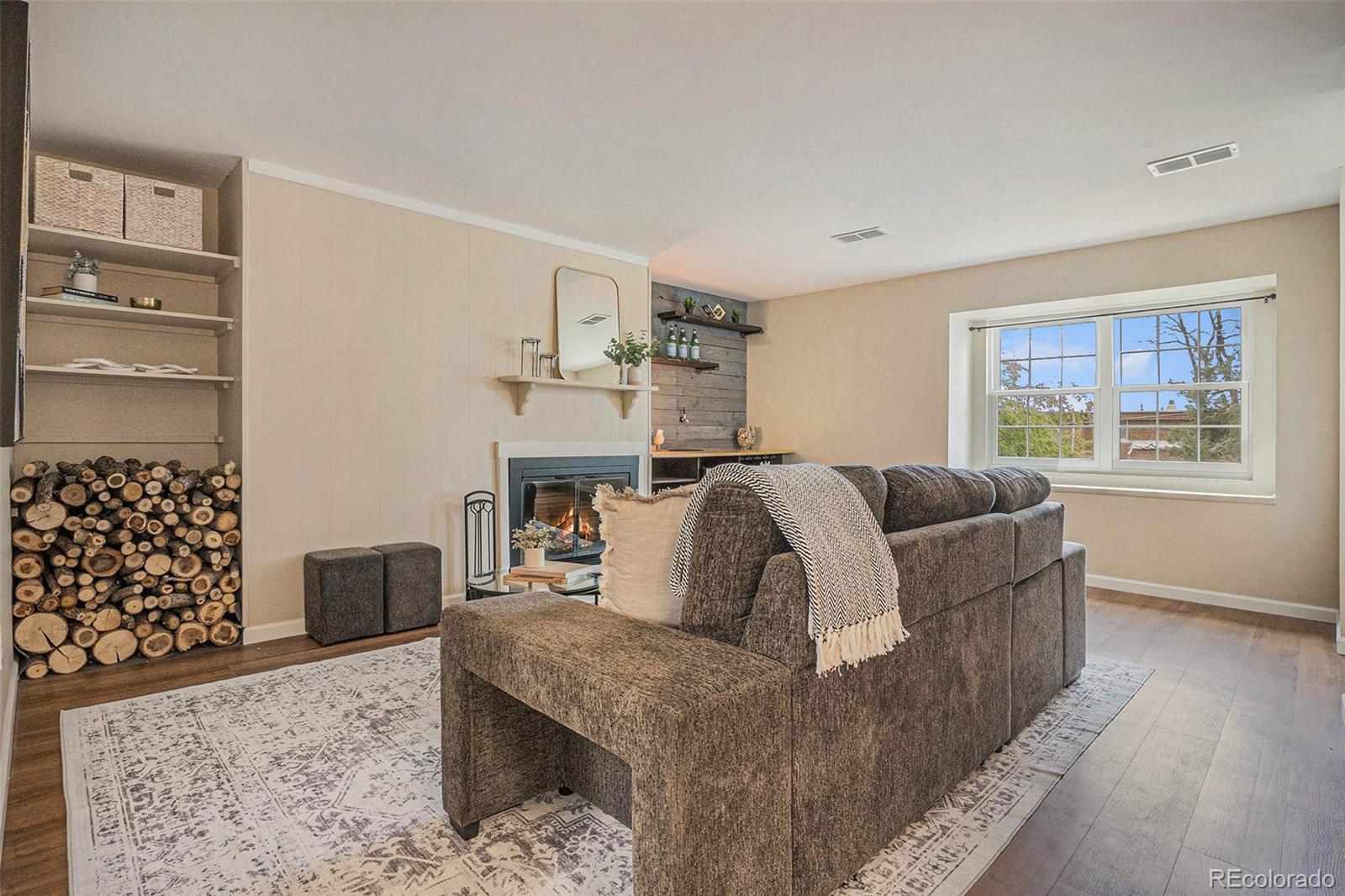 5573 S Lowell Boulevard