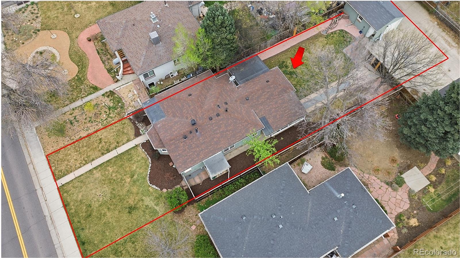 2010 S Saint Paul Street