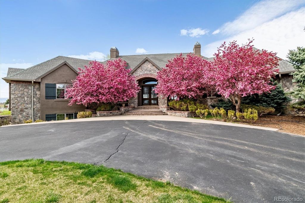 Photo of 9983 Heather Drive, Castle Rock, CO 80108 (MLS # 7521398)