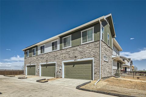 Townhouse in Aurora CO 27652 1st Avenue 25.jpg