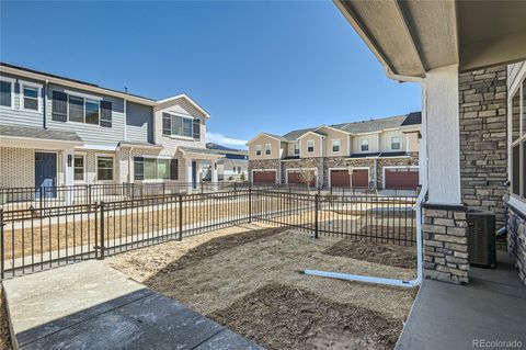 Townhouse in Aurora CO 27652 1st Avenue 3.jpg