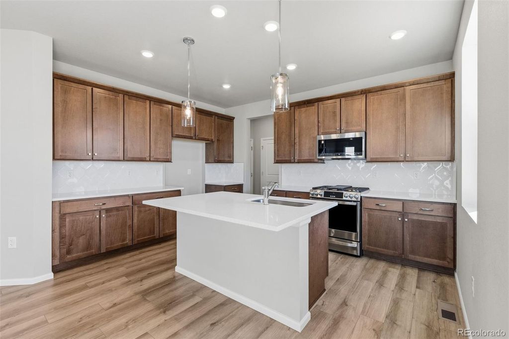 Photo of 15293 Olive Way, Thornton, CO 80602 (MLS # 5830930)