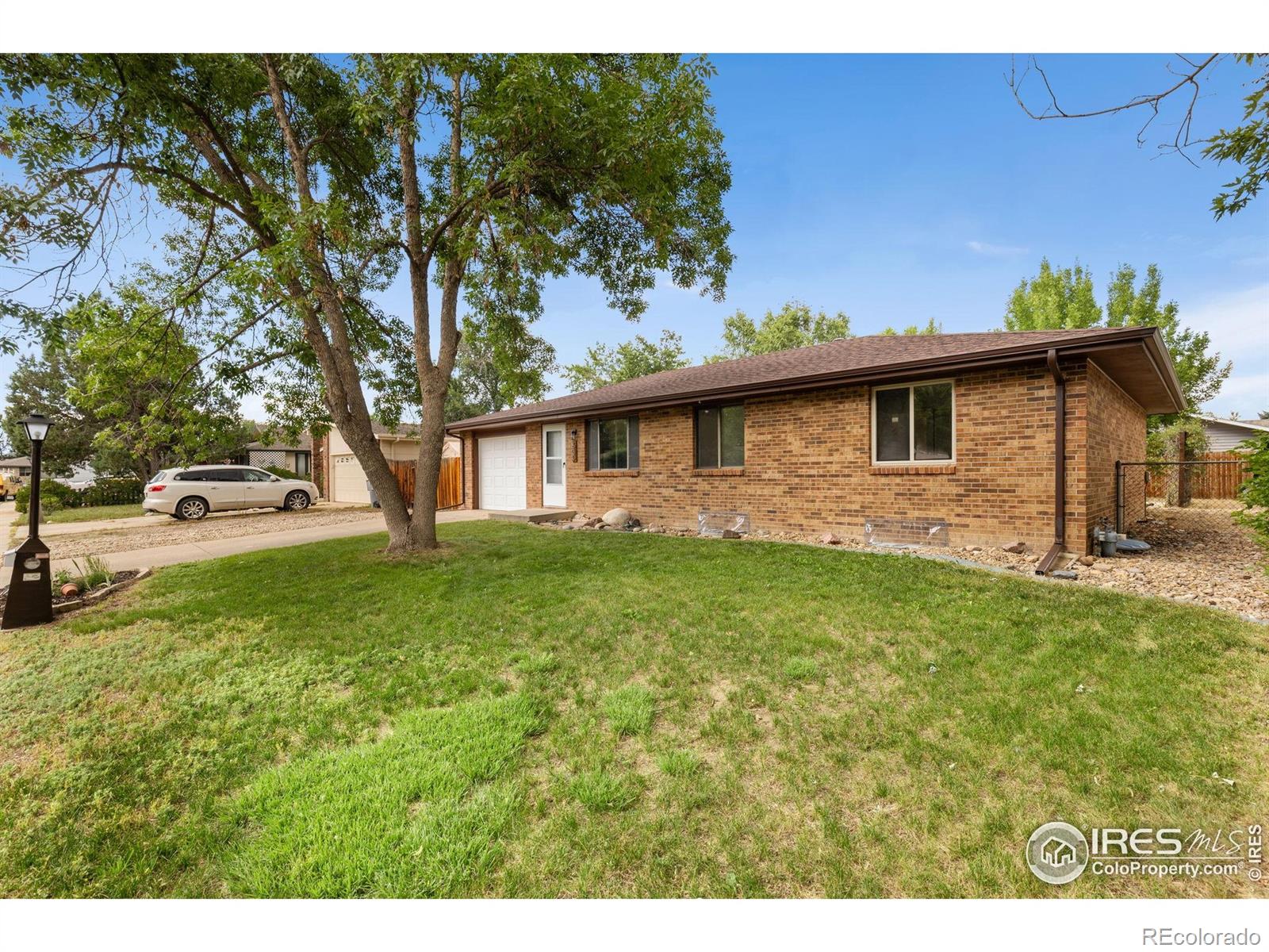 530 Mount Evans Street, Longmont, CO, 80504 1 530 Mount Evans Street