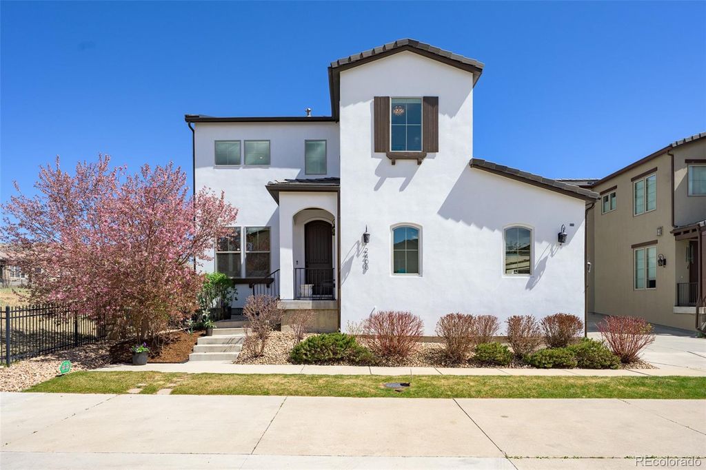Photo of 2408 S Orchard Way, Lakewood, CO 80228 (MLS # 2673953)