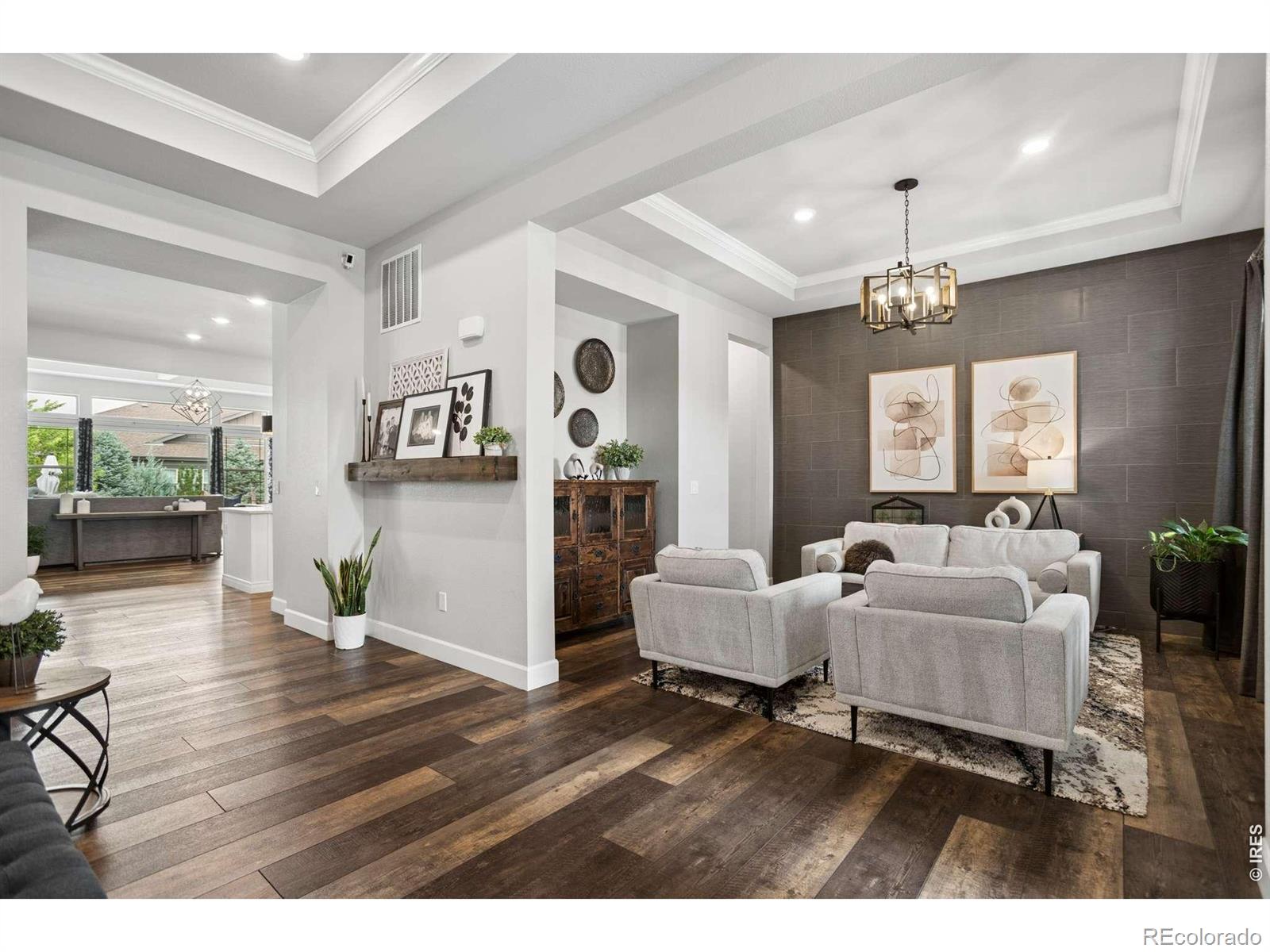 2220 Somerset Court