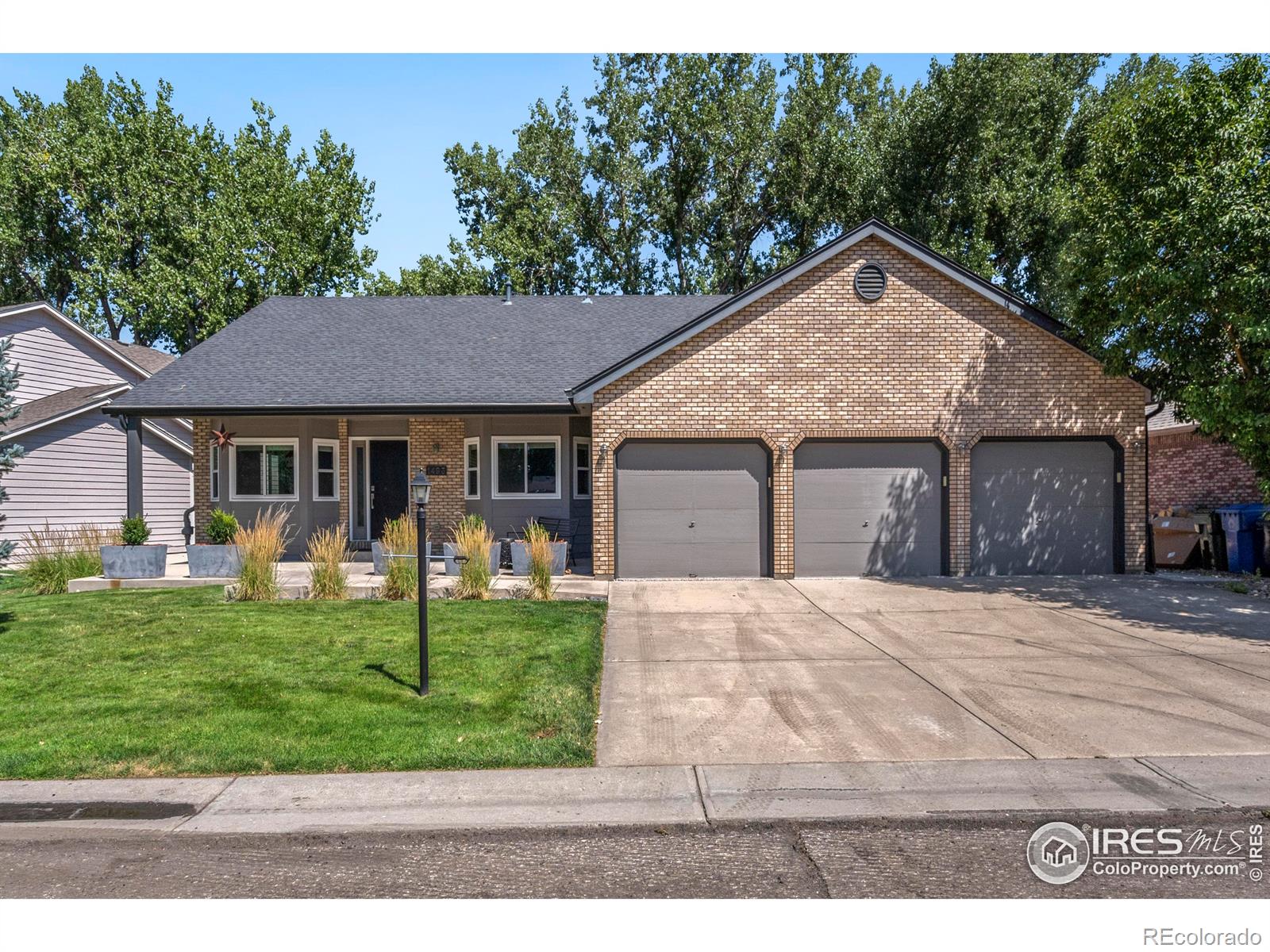 1493 Park Drive