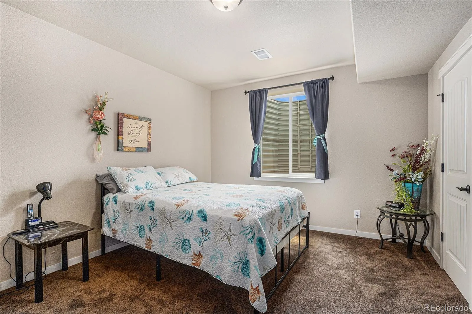 Wiggins, Colorado 80654, United States, 5 Bedrooms Bedrooms, ,3 BathroomsBathrooms,Residential,Pending,51605