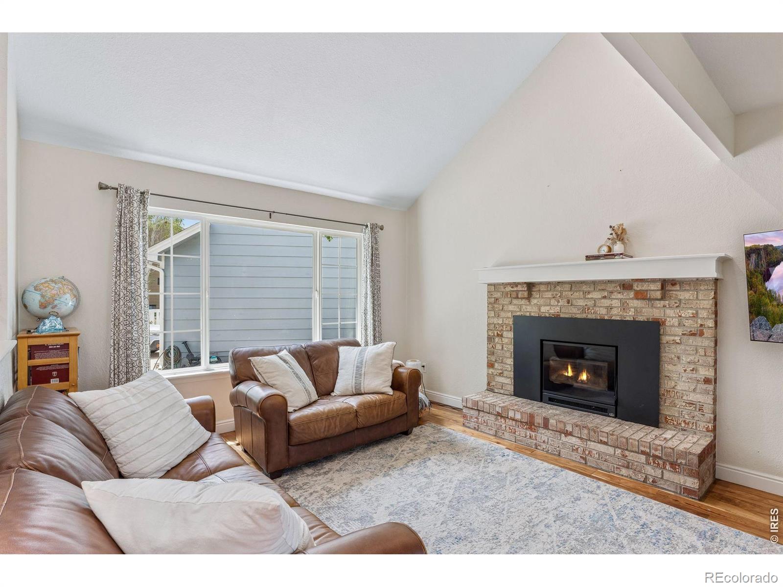 8099 Meadowdale Square