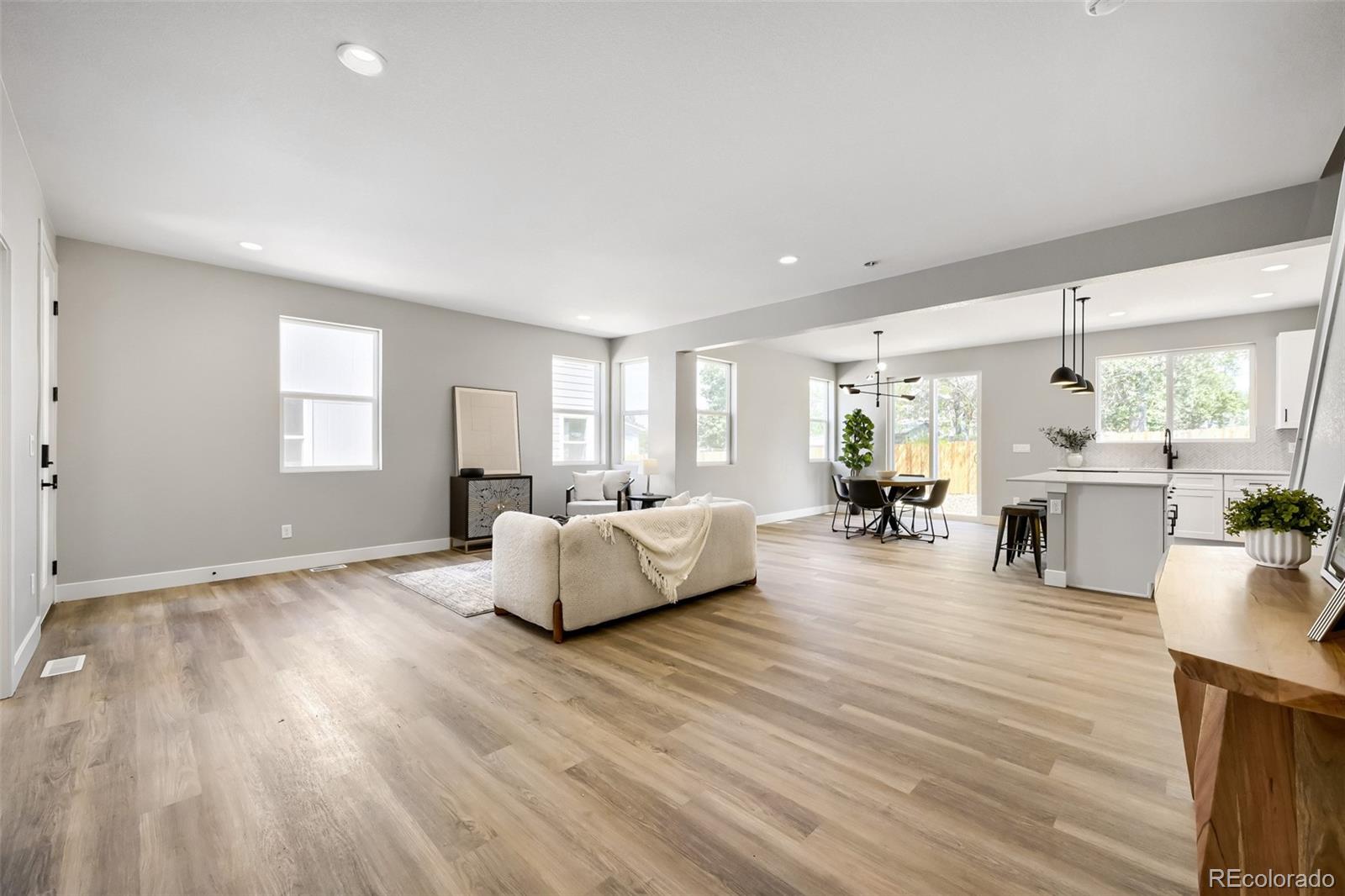 5526 Clay Court