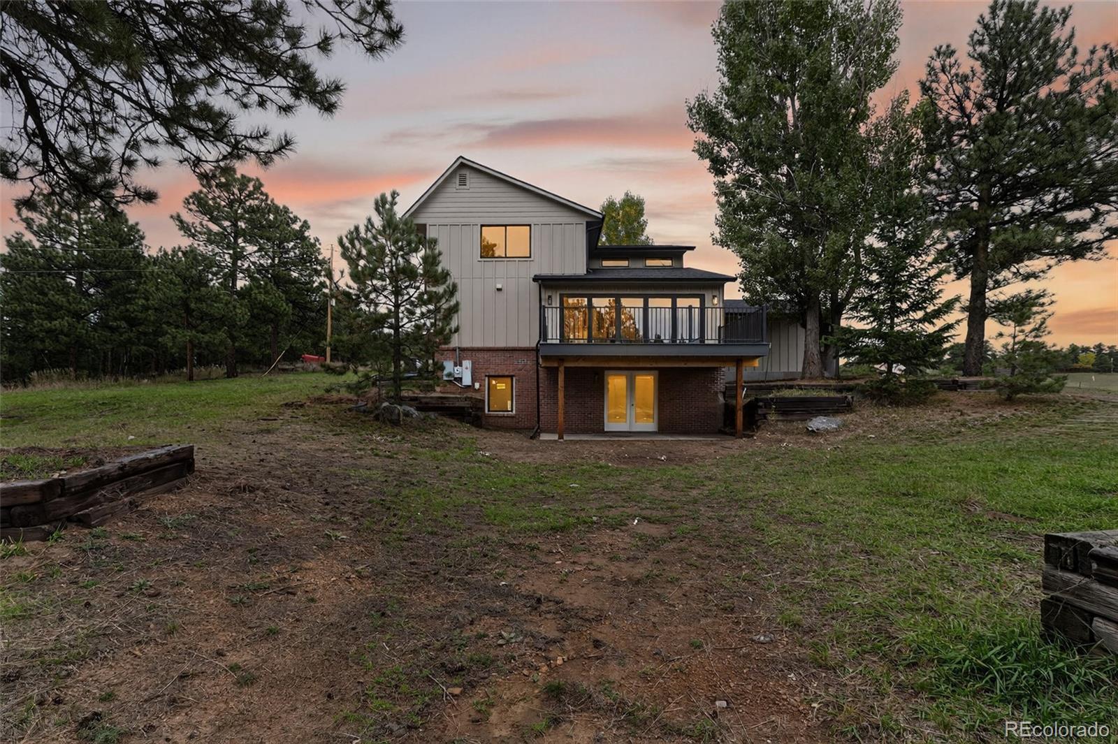 7552 Surrey Drive