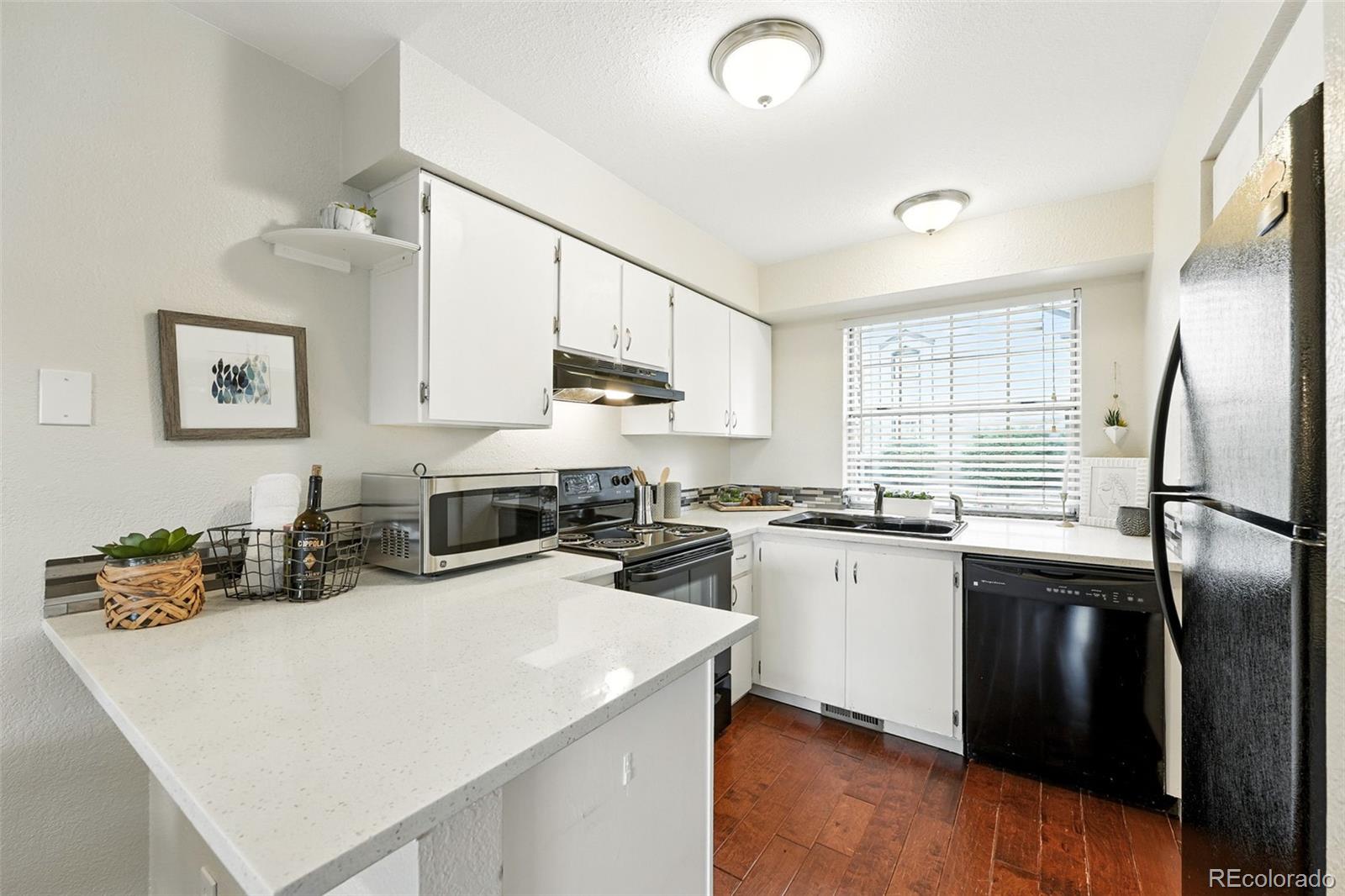 1978 Newland Court, Lakewood, CO, 80214 2 1978 Newland Court