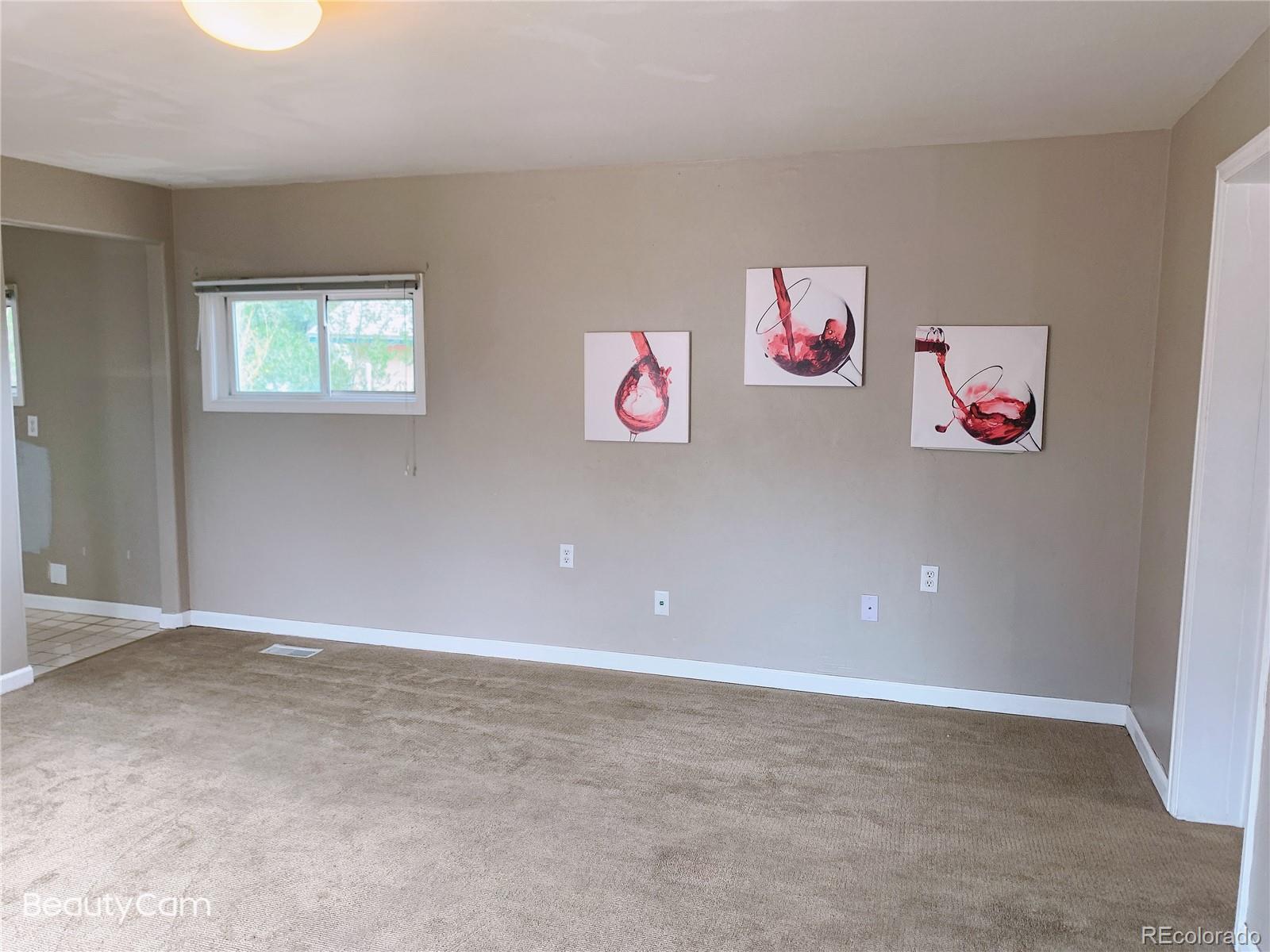 208 E Missouri Avenue