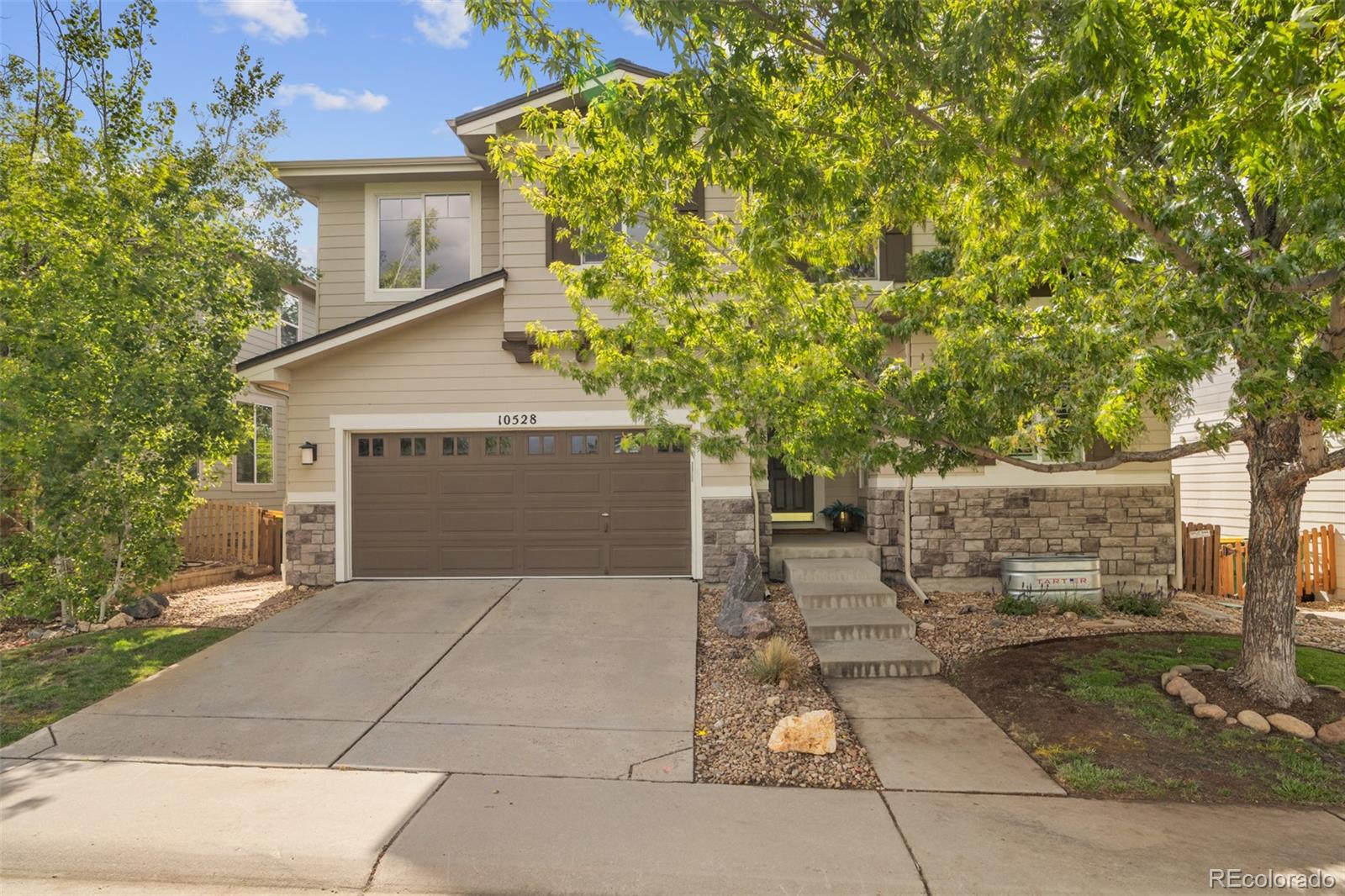 10528 Applebrook Circle