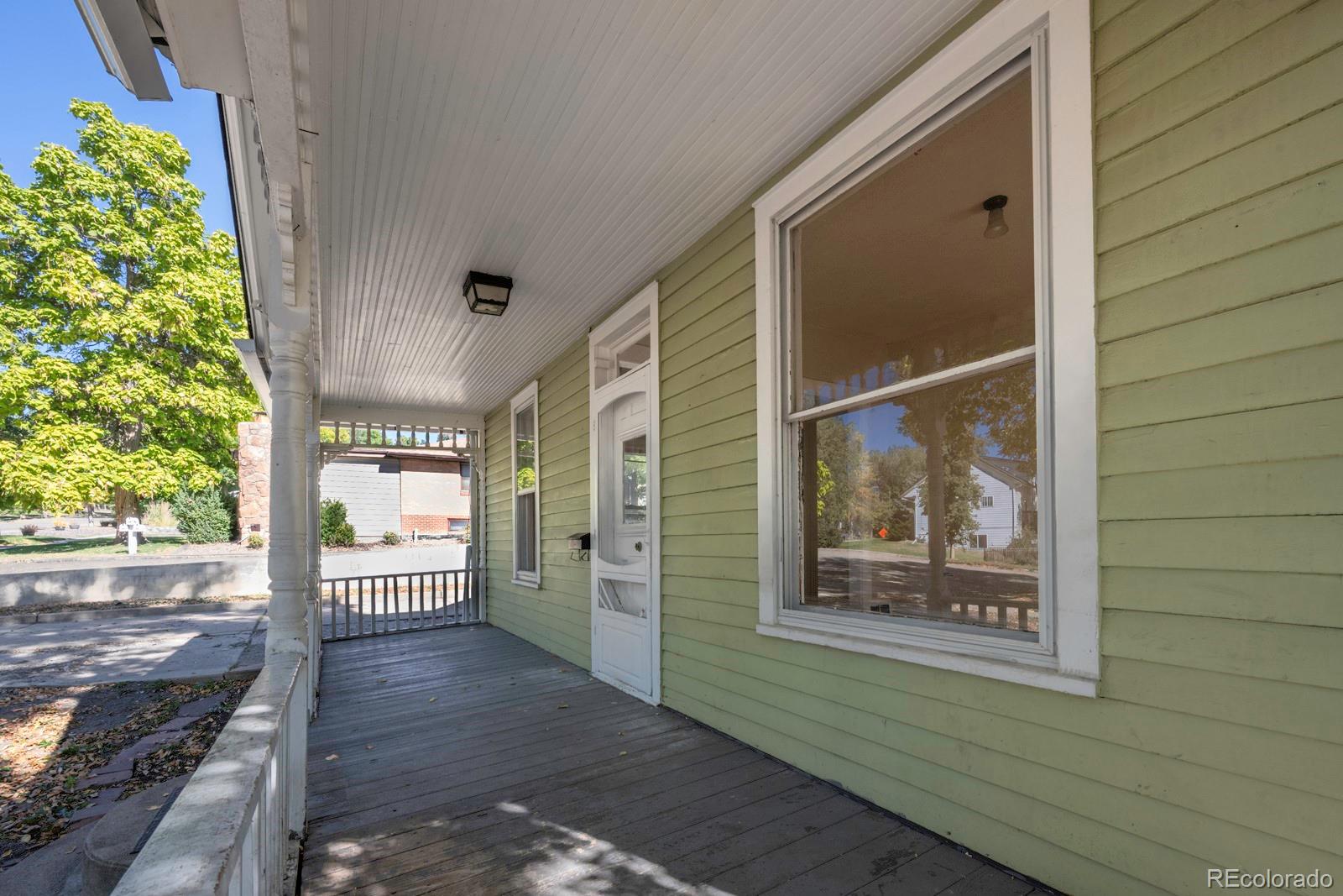 222 Bowen Street, Longmont, CO, 80501 3 222 Bowen Street