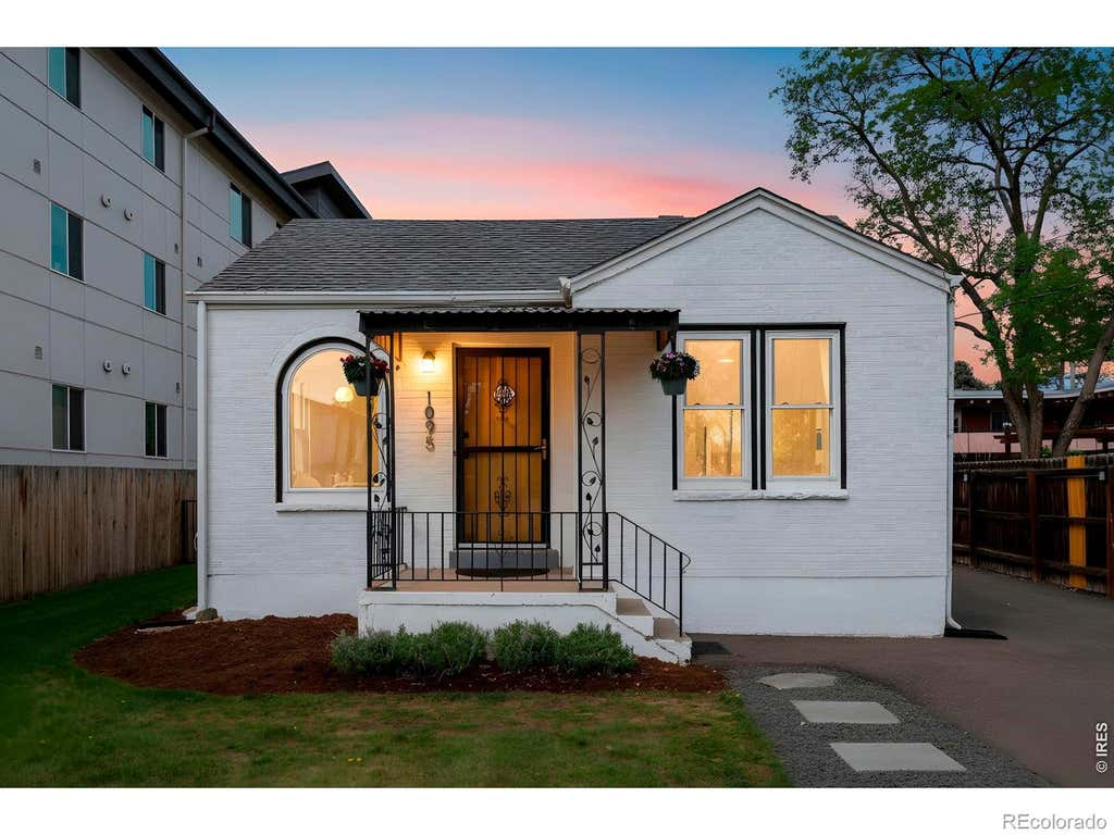 Photo of 1095 Carr Street, Lakewood, CO 80214 (MLS # IR1063586)