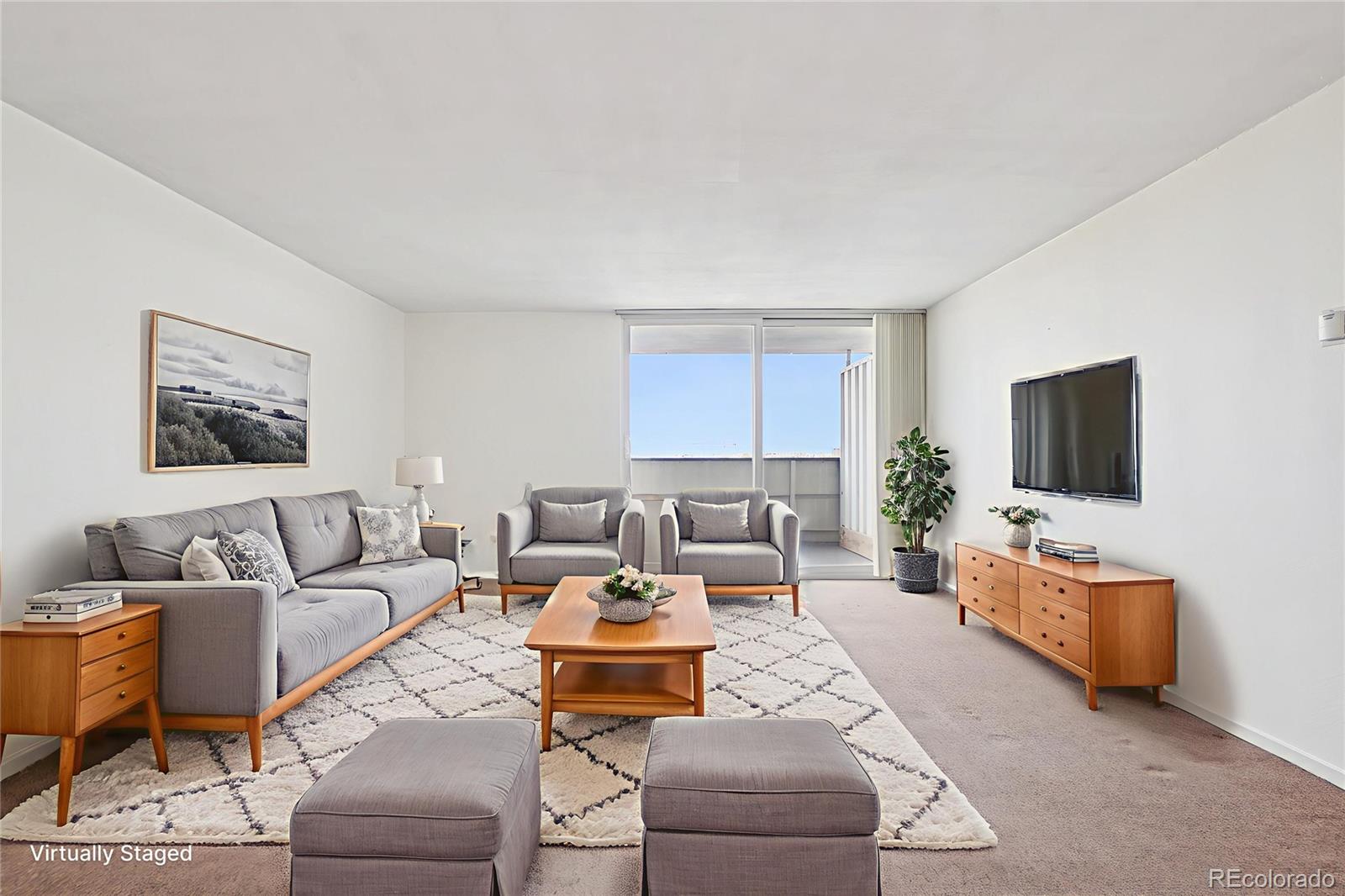 1029 E 8th Avenue 901