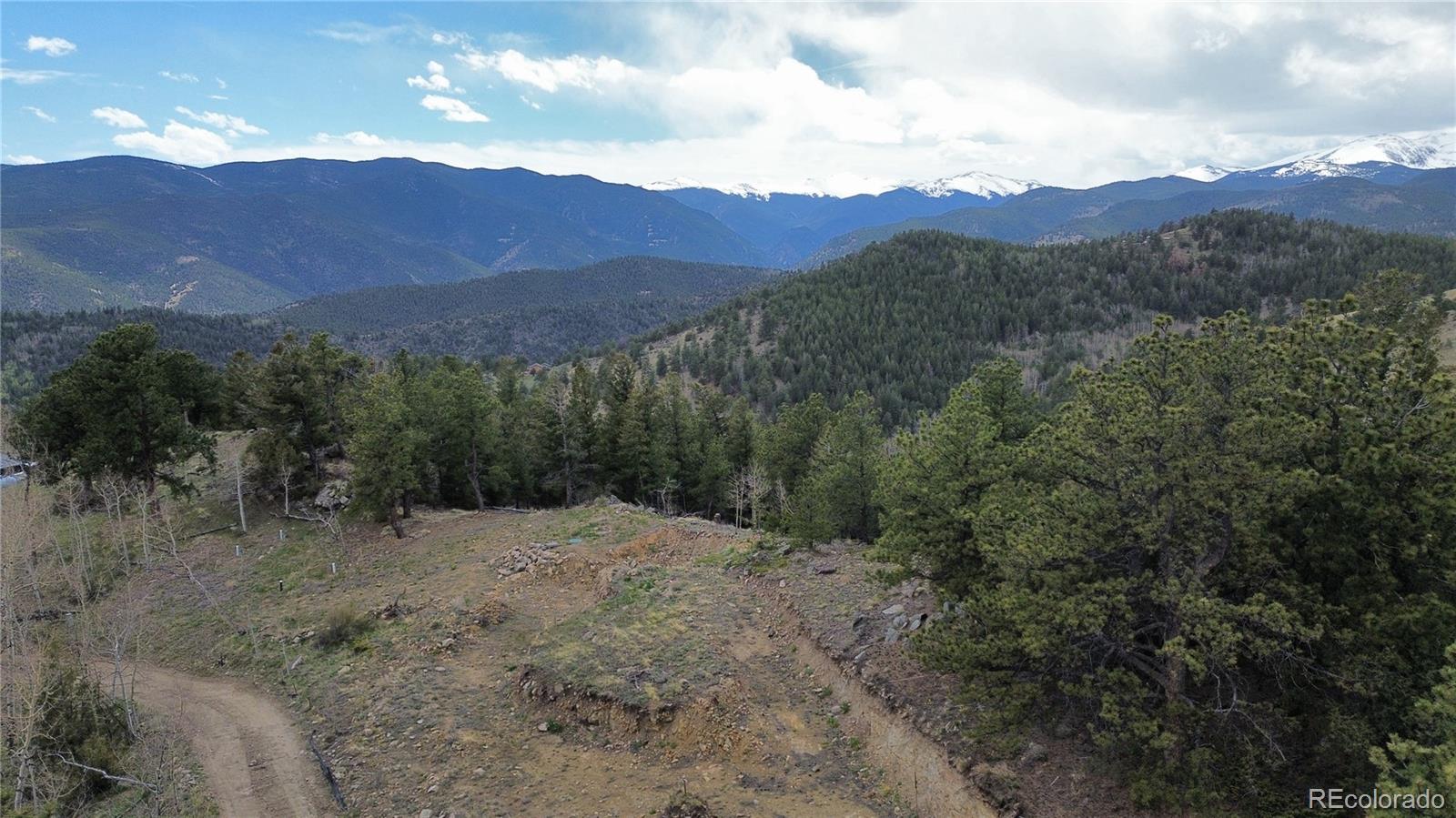 112 Mule Deer Trail